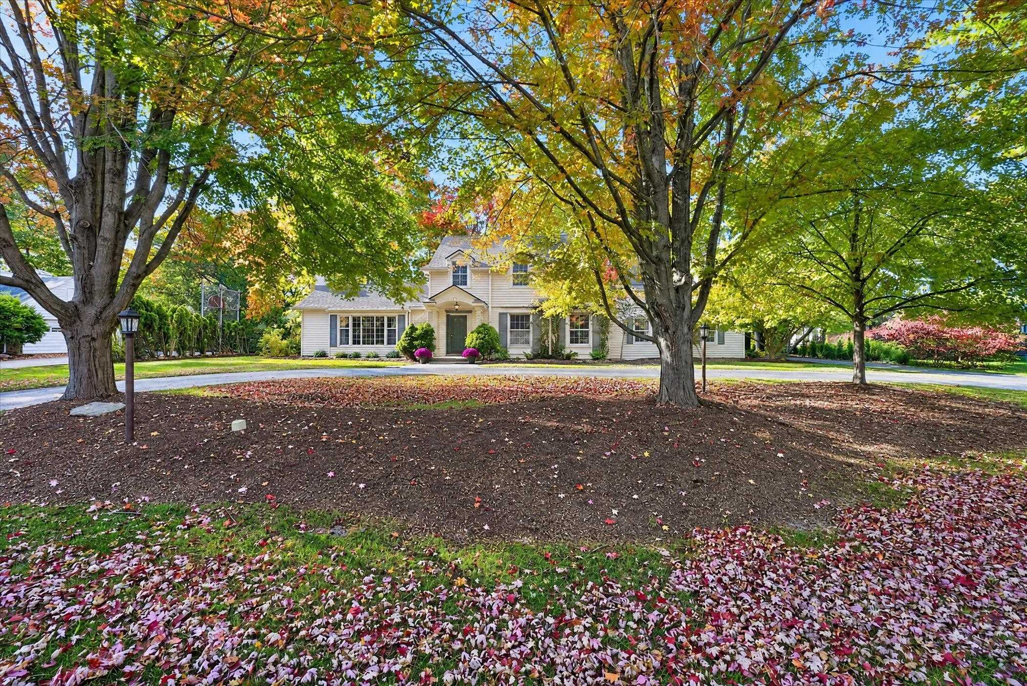 19300 Riverside Drive