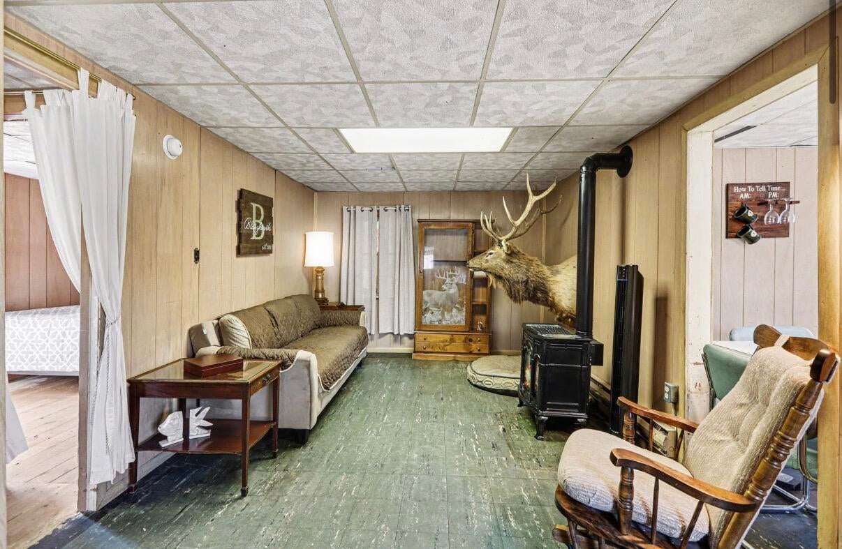 10553 N US 31