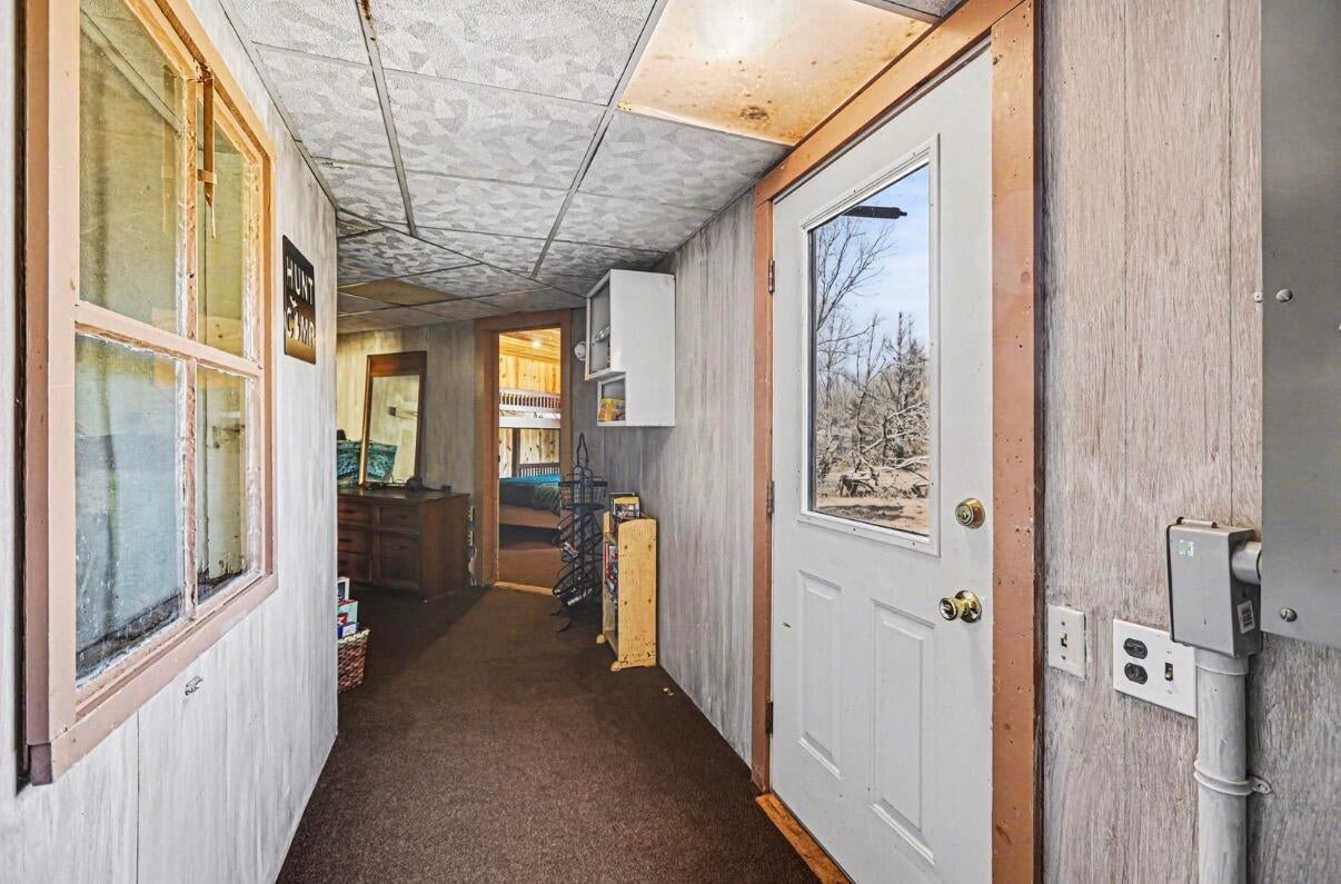 10553 N US 31