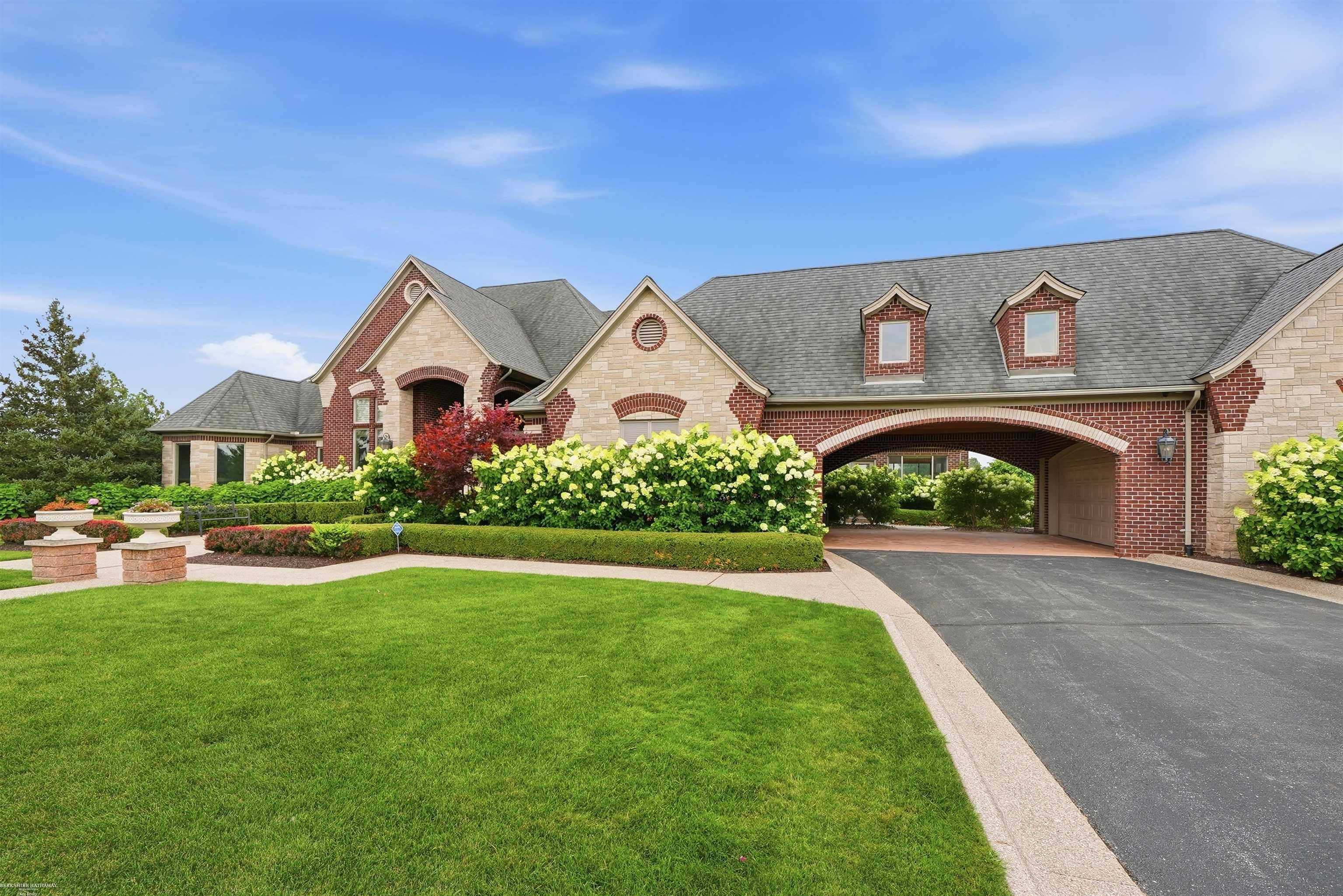 67729 Seven Lakes Court