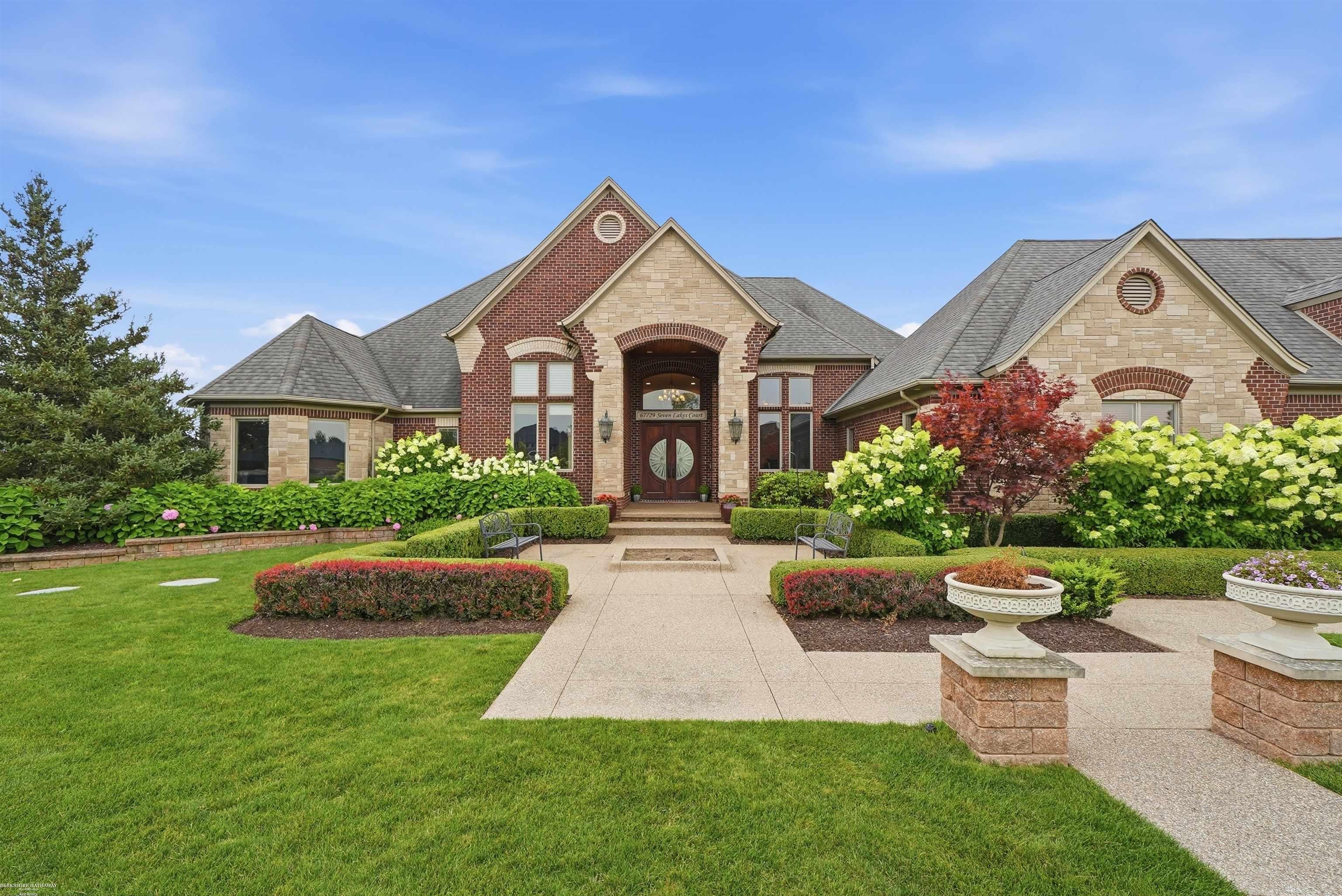 67729 Seven Lakes Court
