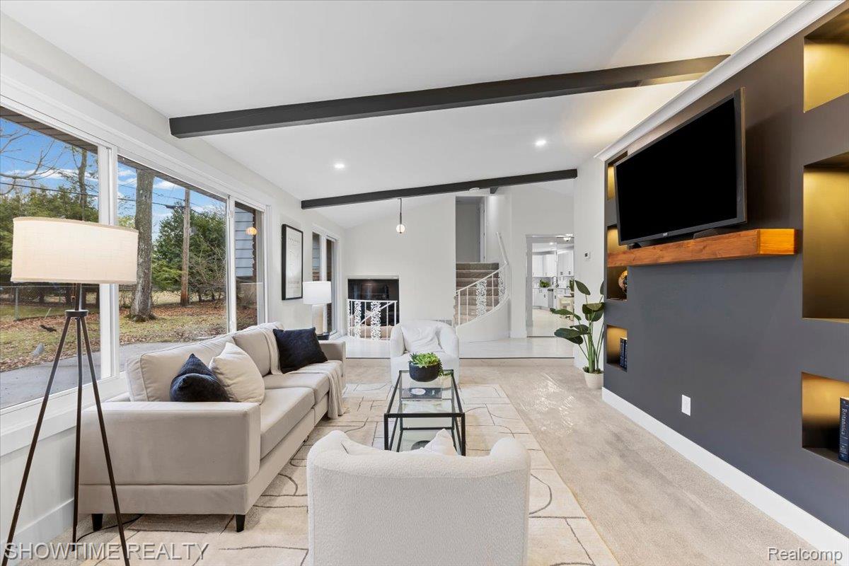 20204 Beechaven Street