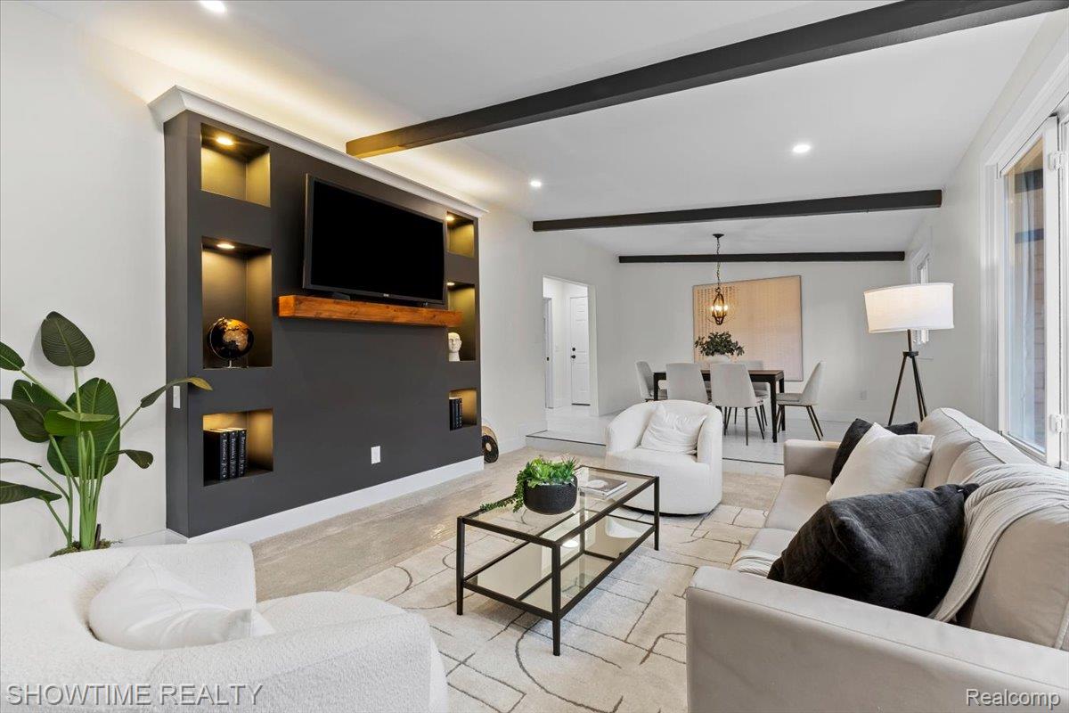 20204 Beechaven Street