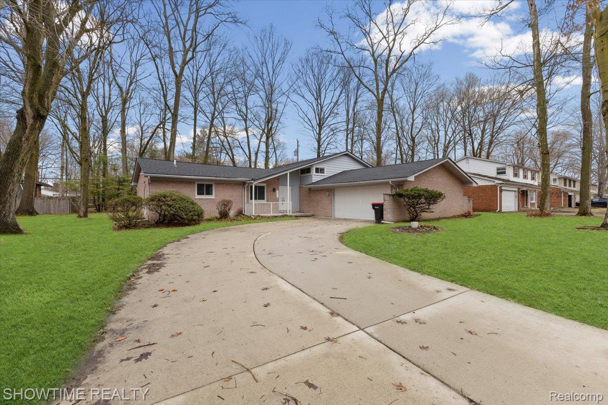 20204 Beechaven Street