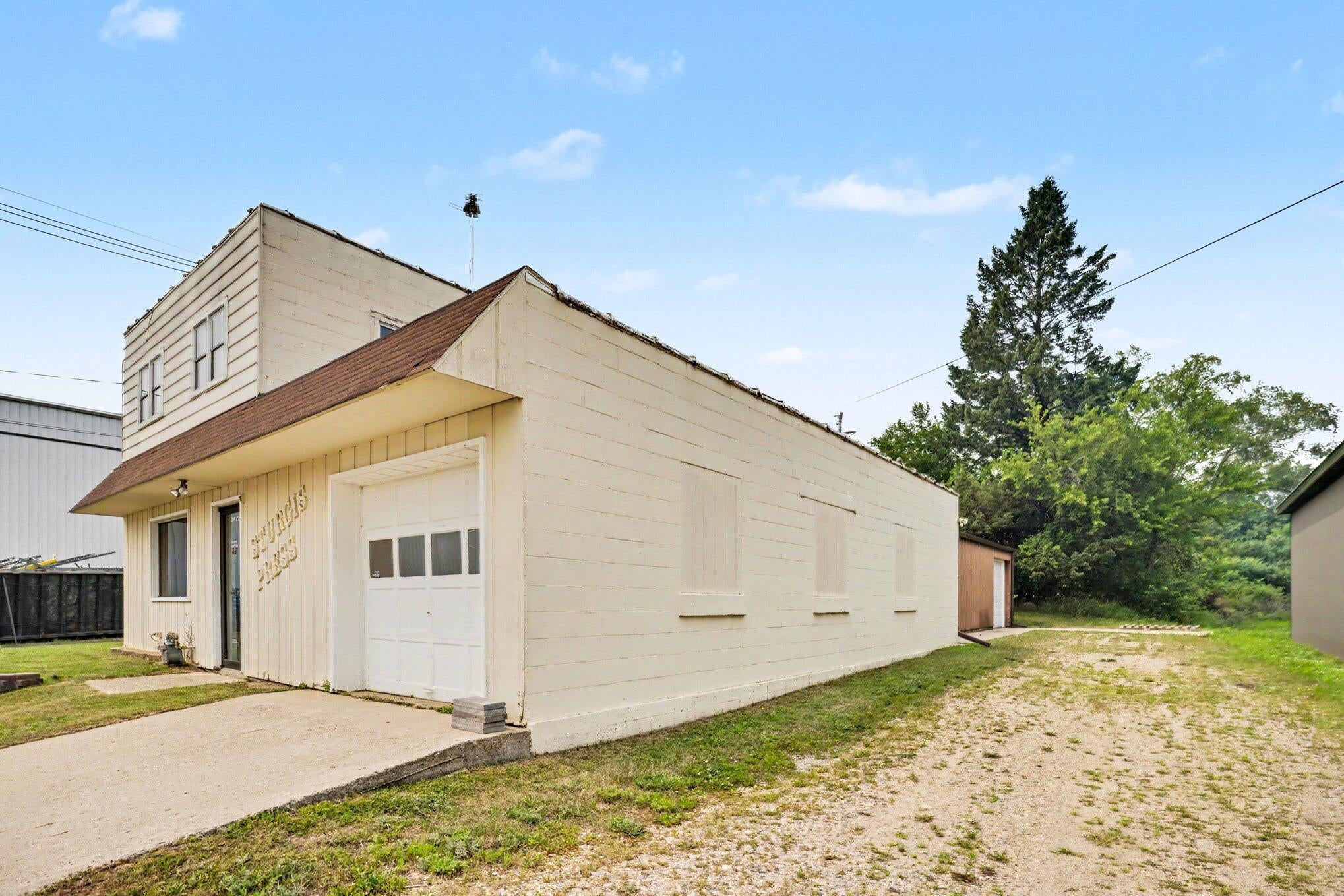 1787 W Chicago Road
