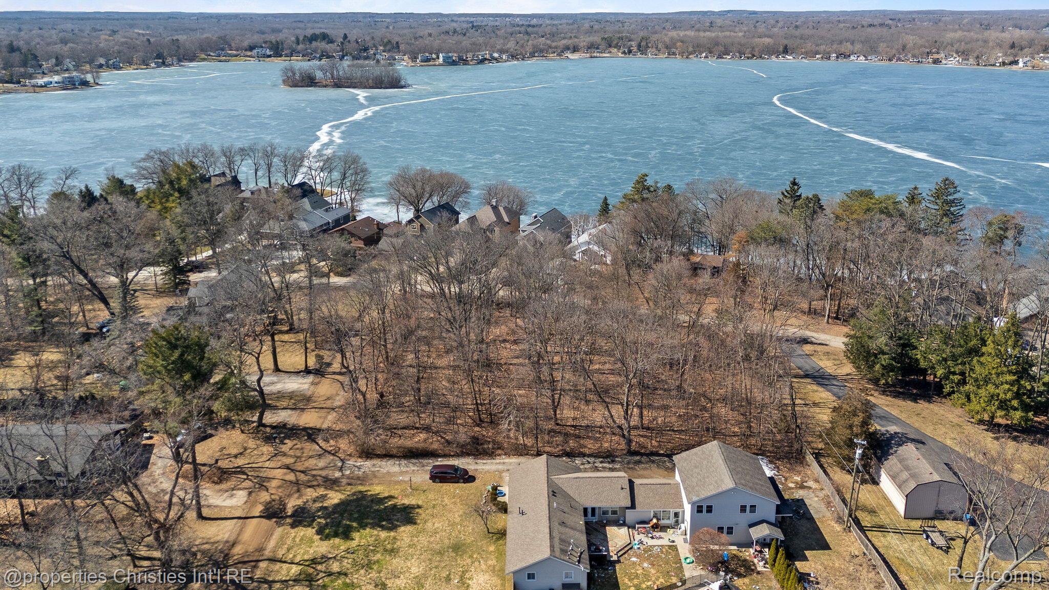 2455 RIDGE Road