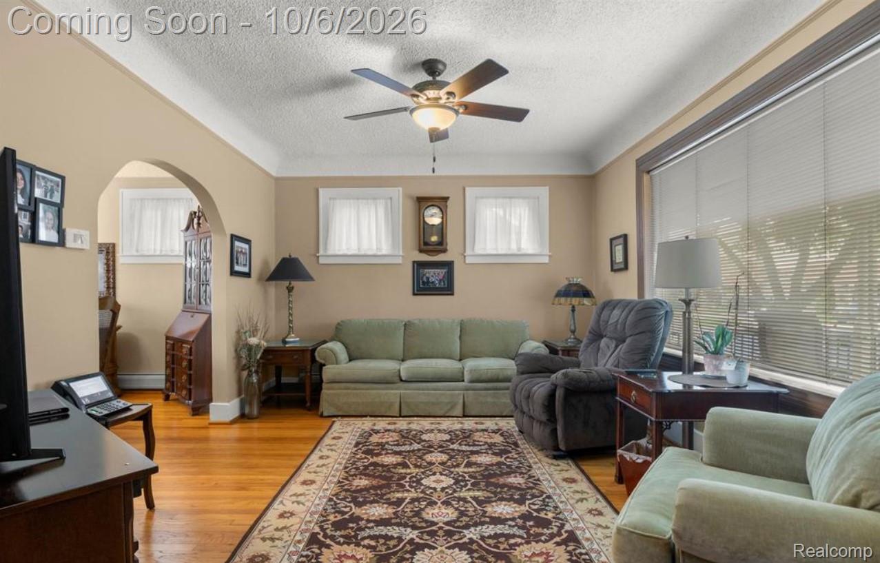 6839 Orchard Avenue