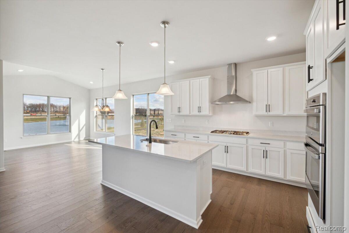 61836 Hevel Lane