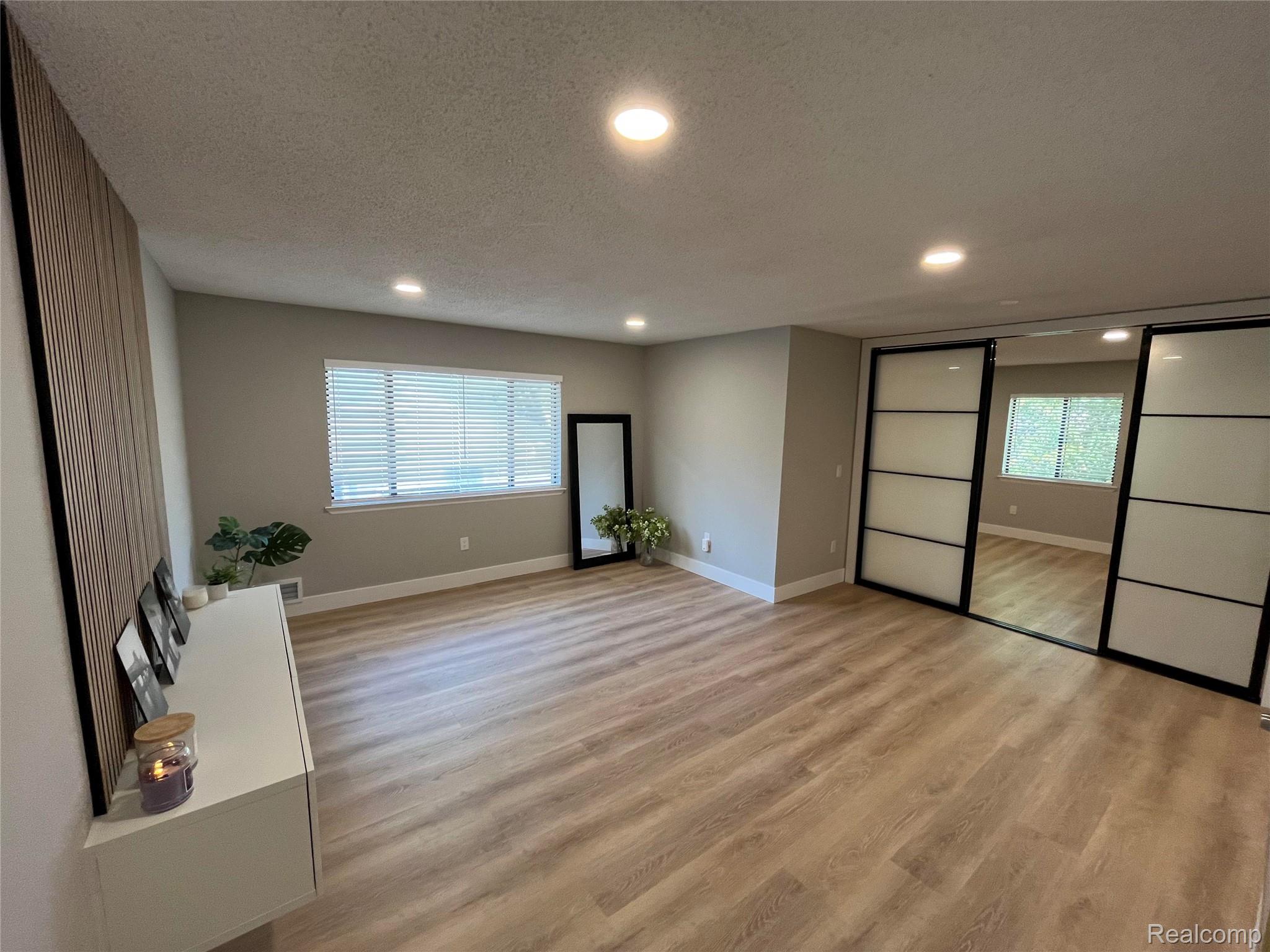 2639 Columbia Road 5