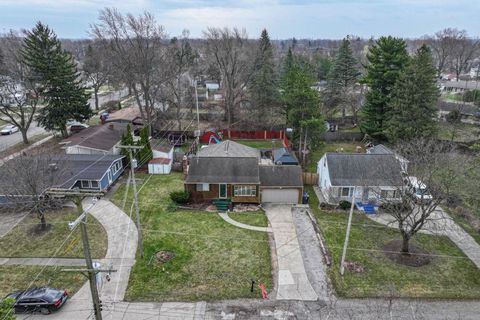 Tiny photo for 720 Algonquin Avenue, Flint City, MI 48507 (MLS # 5050203281)