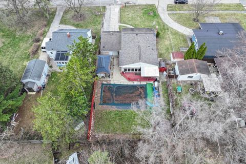 Tiny photo for 720 Algonquin Avenue, Flint City, MI 48507 (MLS # 5050203281)