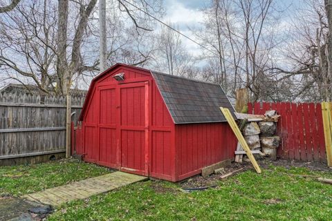 Tiny photo for 720 Algonquin Avenue, Flint City, MI 48507 (MLS # 5050203281)