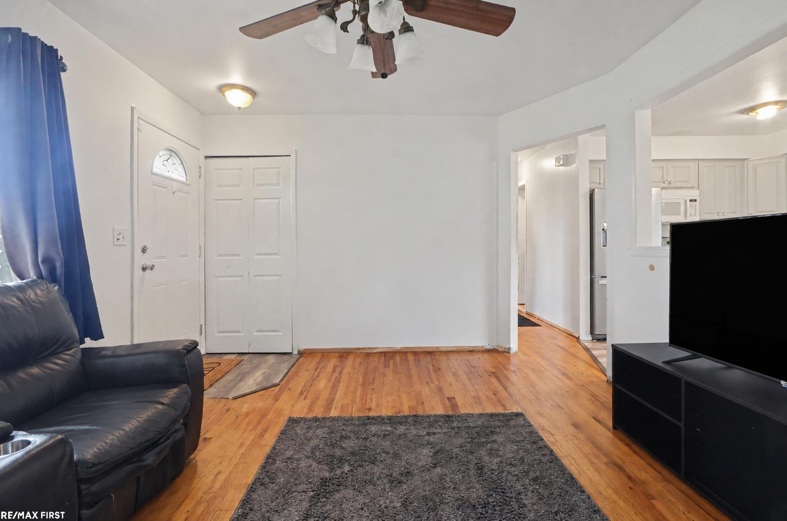 35247 Kelly Road