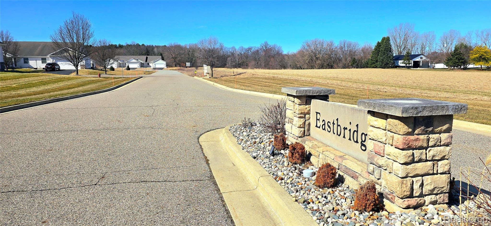 4010 Eastbridge Circle Road