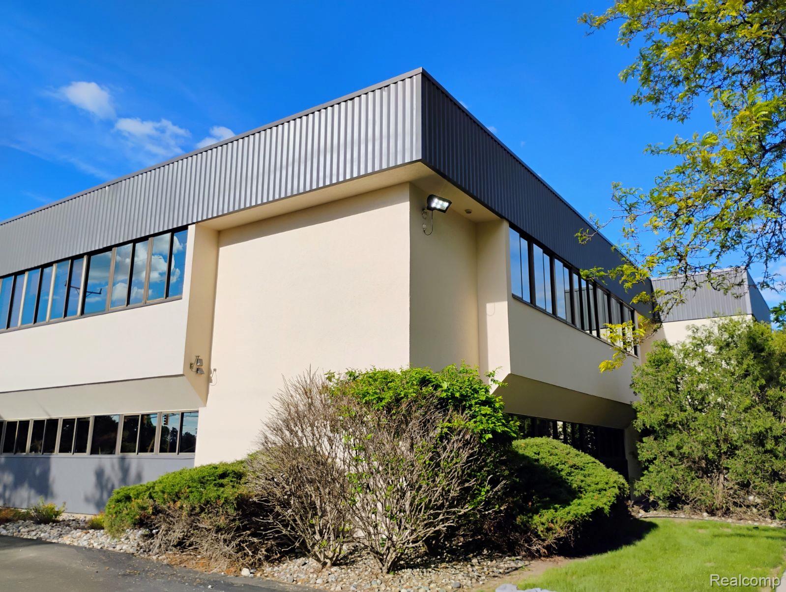 5123 W ST JOE 103