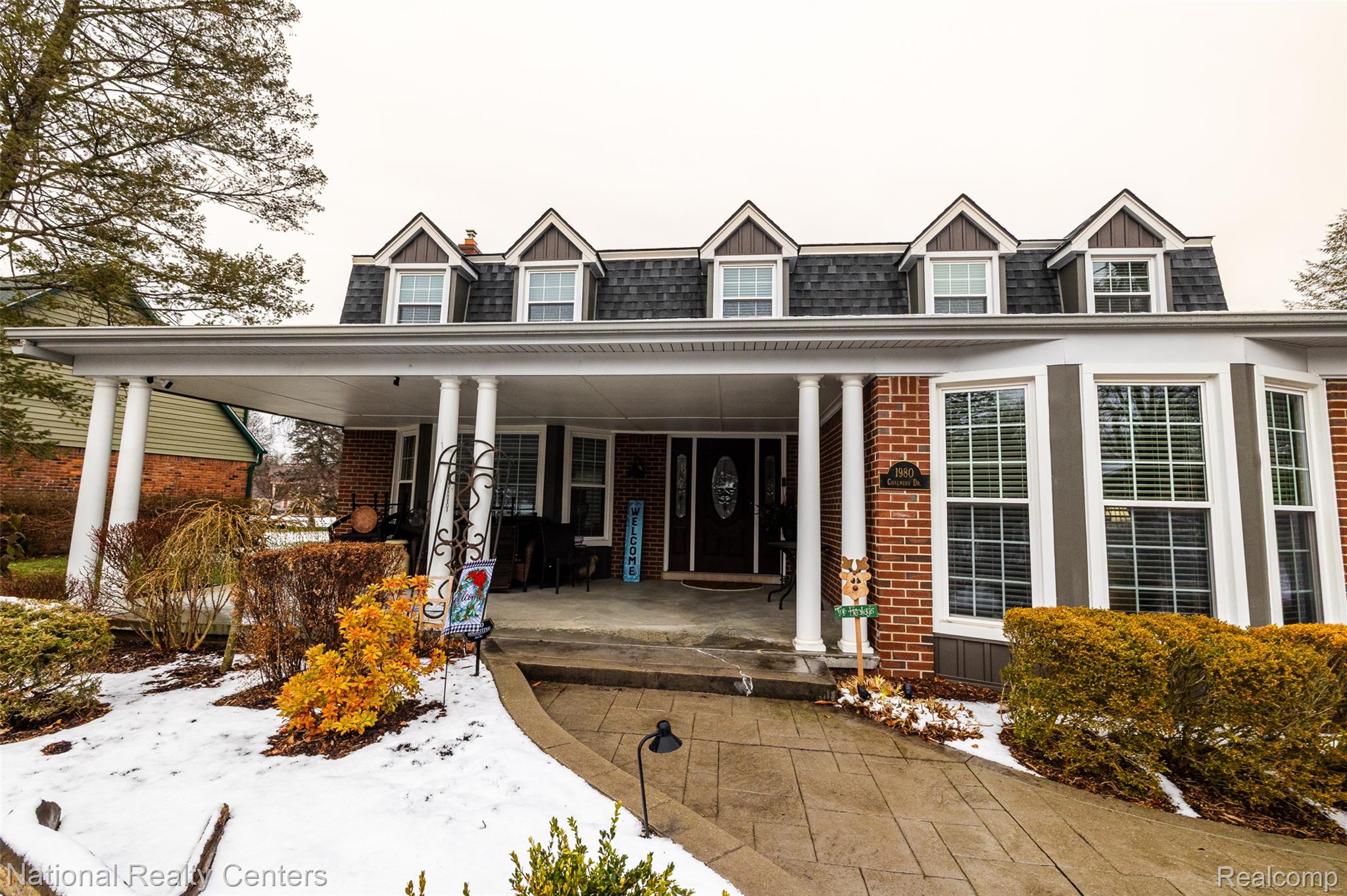 1980 Chalmers Drive W