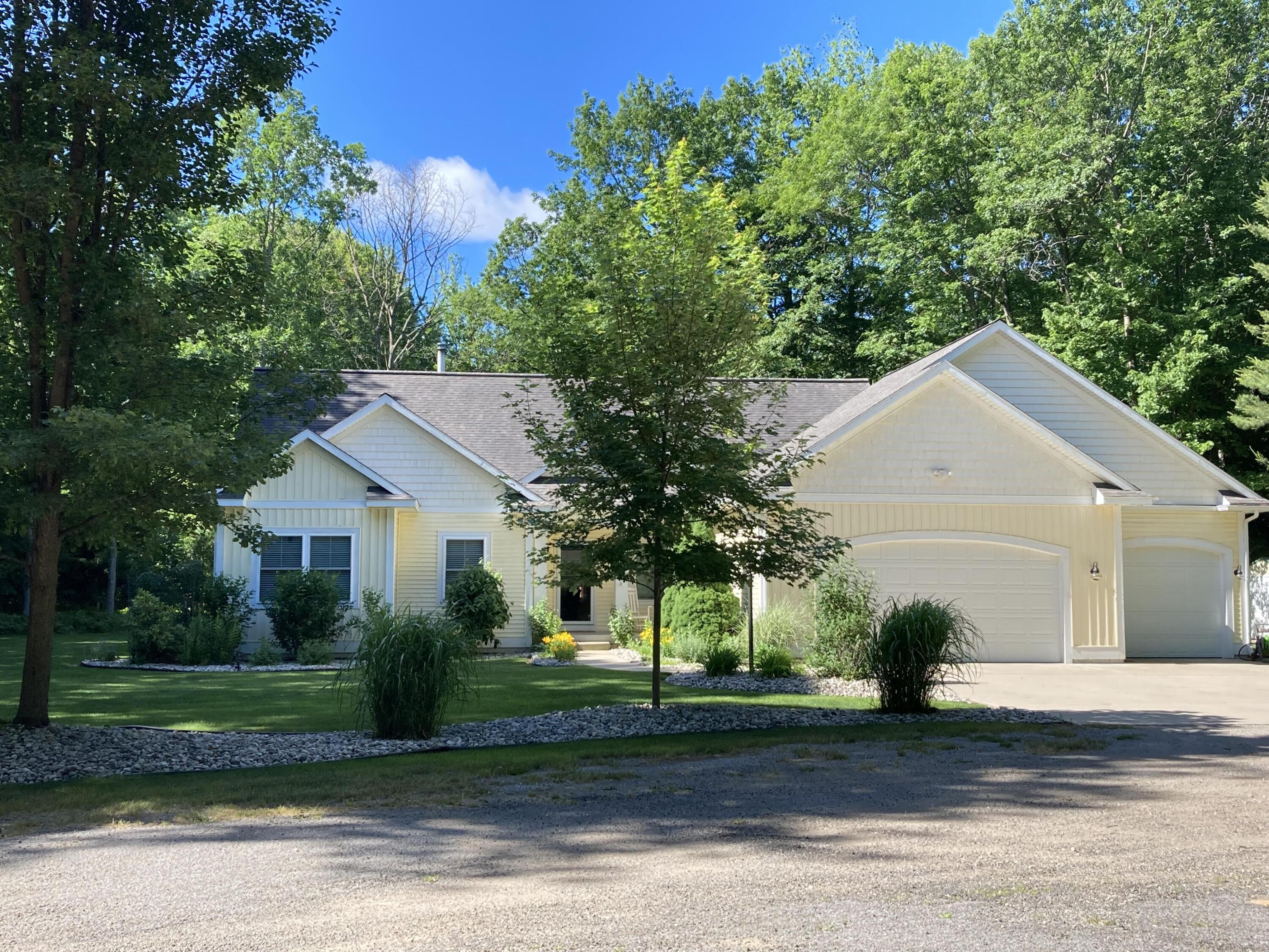 6175 Red Pine Court