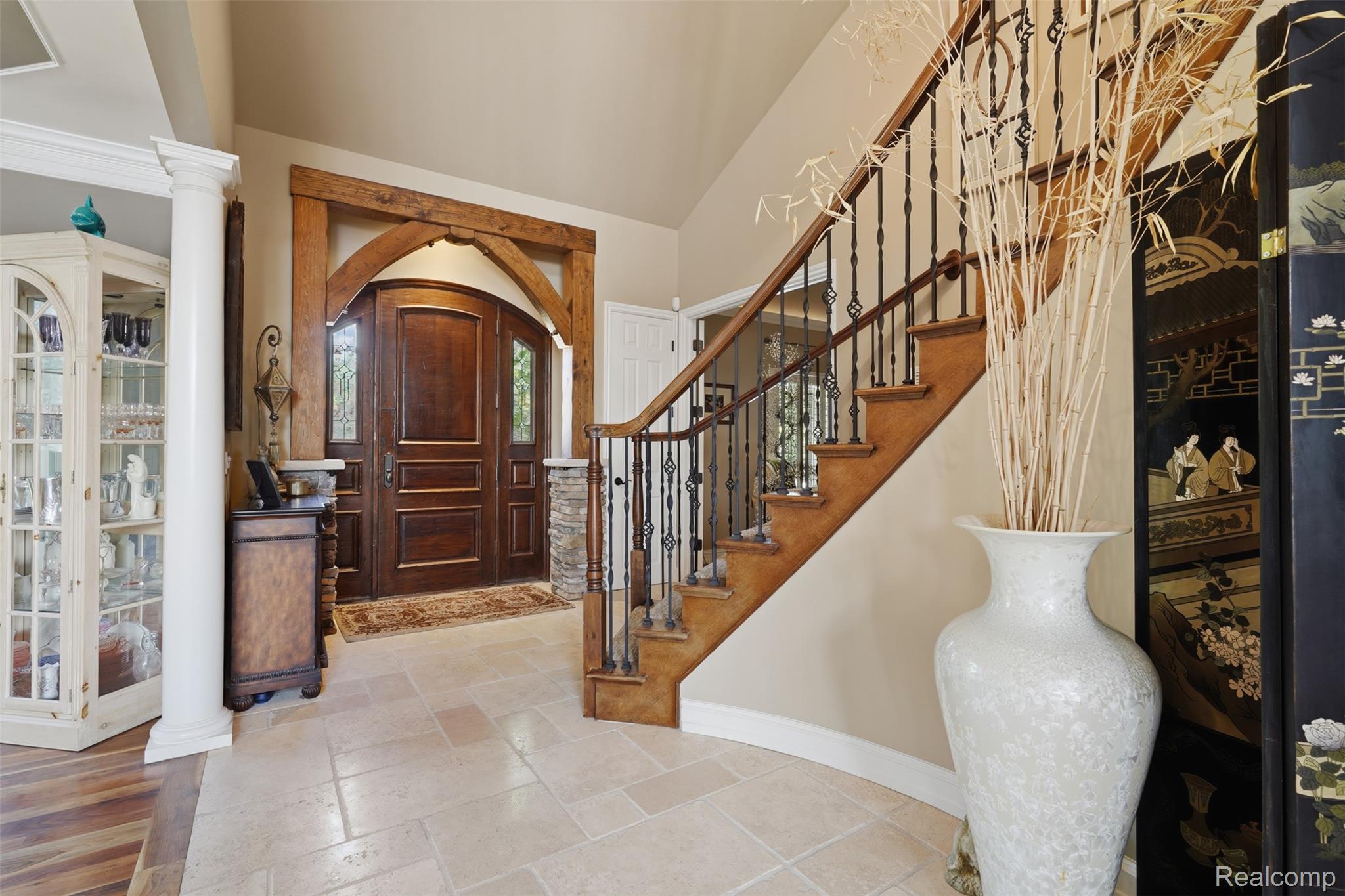 8714 Stoney Creek Drive