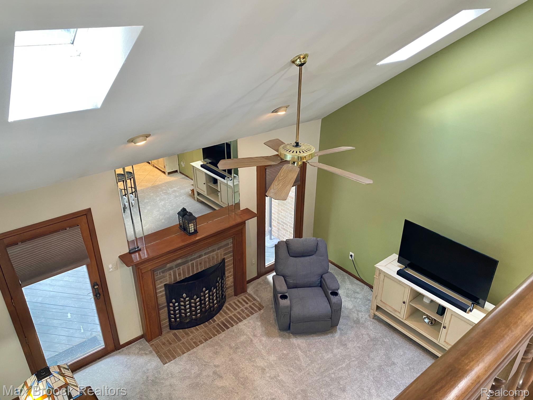 16226 PINE RIDGE Drive