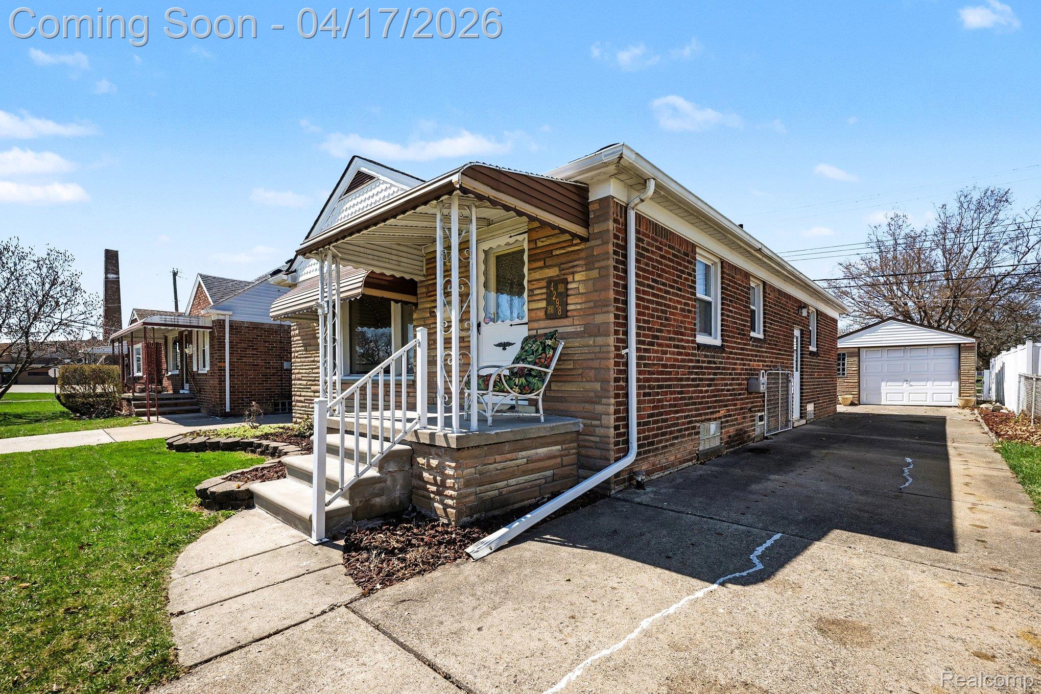 4298 19th Street
