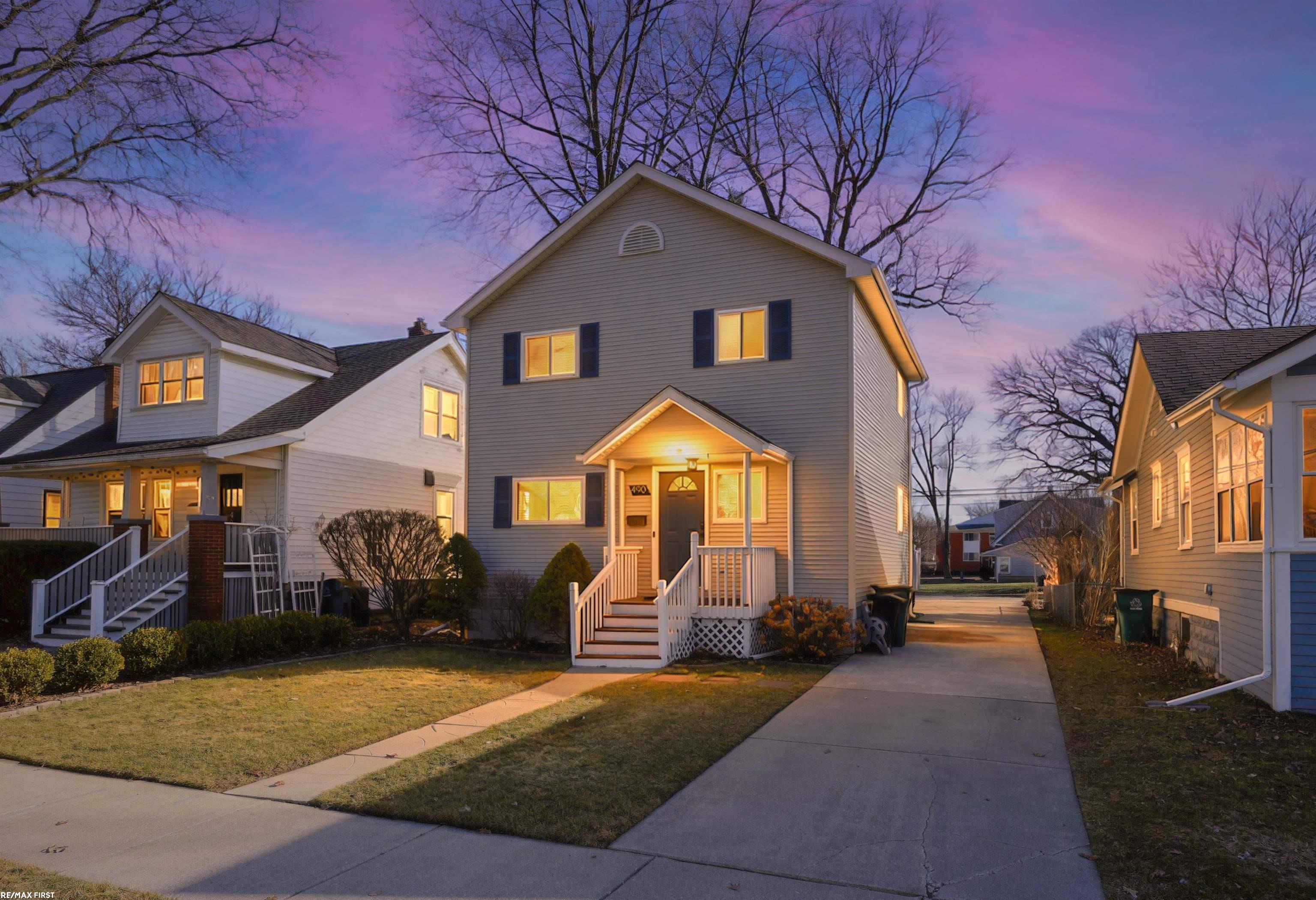 490 E CAMBOURNE Drive