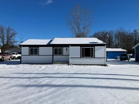 1604 Allen Road Kimball Township MI 48074