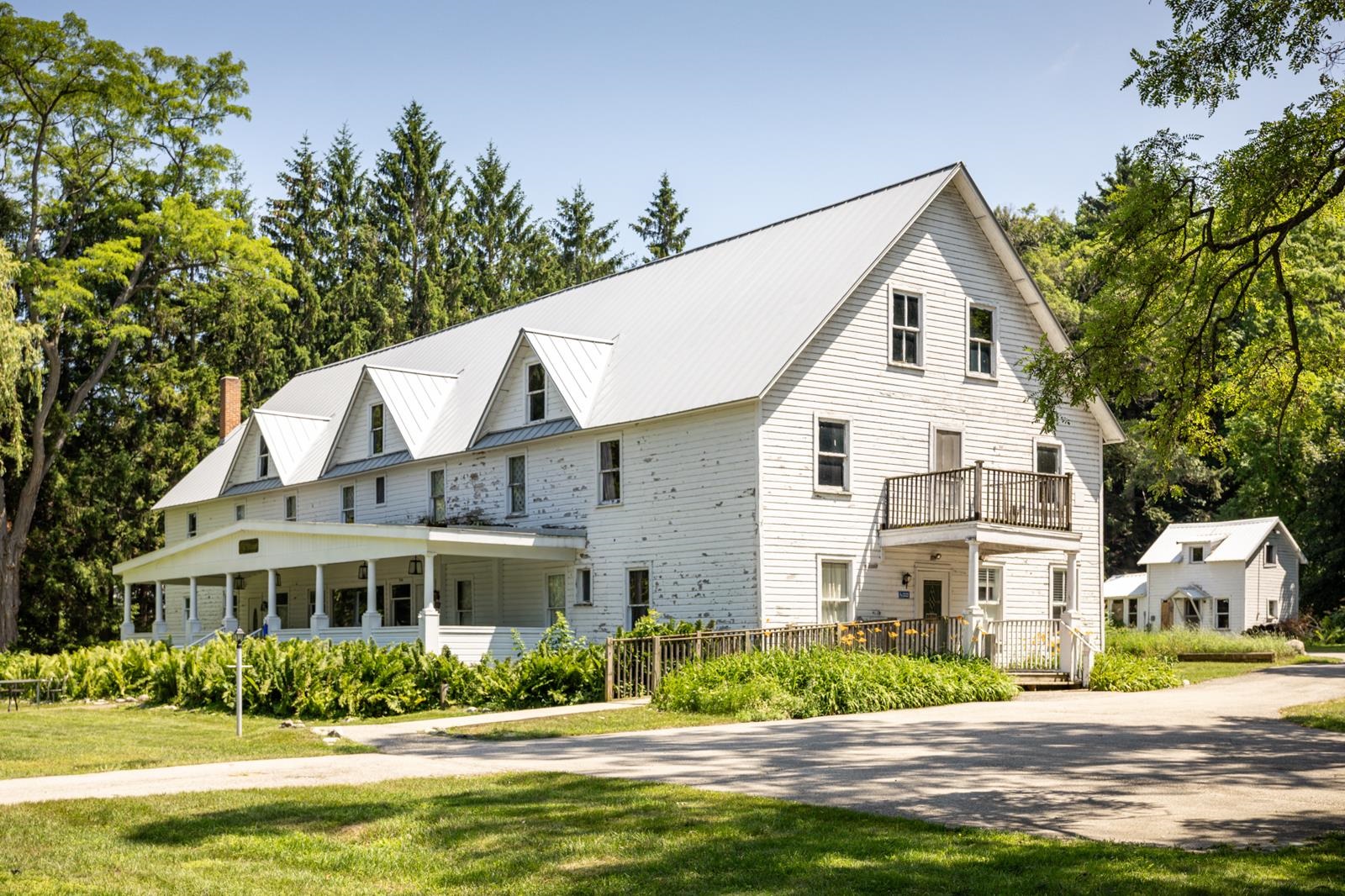 7345 W Glenmere Road