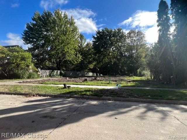 5018 NORTHLAWN Drive