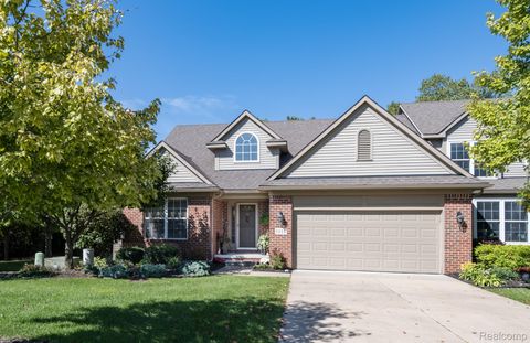 Photo of 1214 Wind Chime Drive, Waterford Charter Township, MI 48327 (MLS # 20251043168)