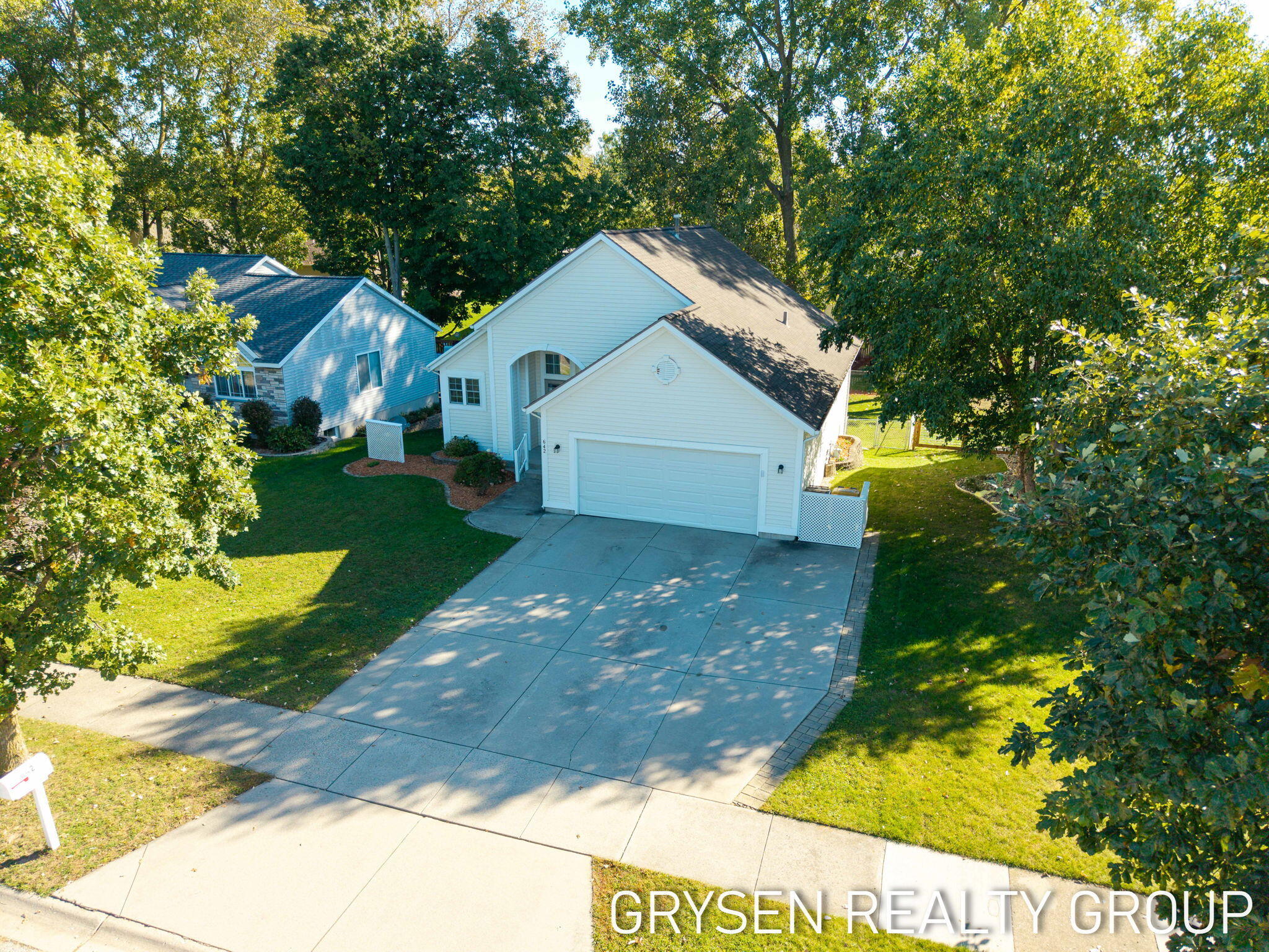 642 Clover Ridge Avenue NW