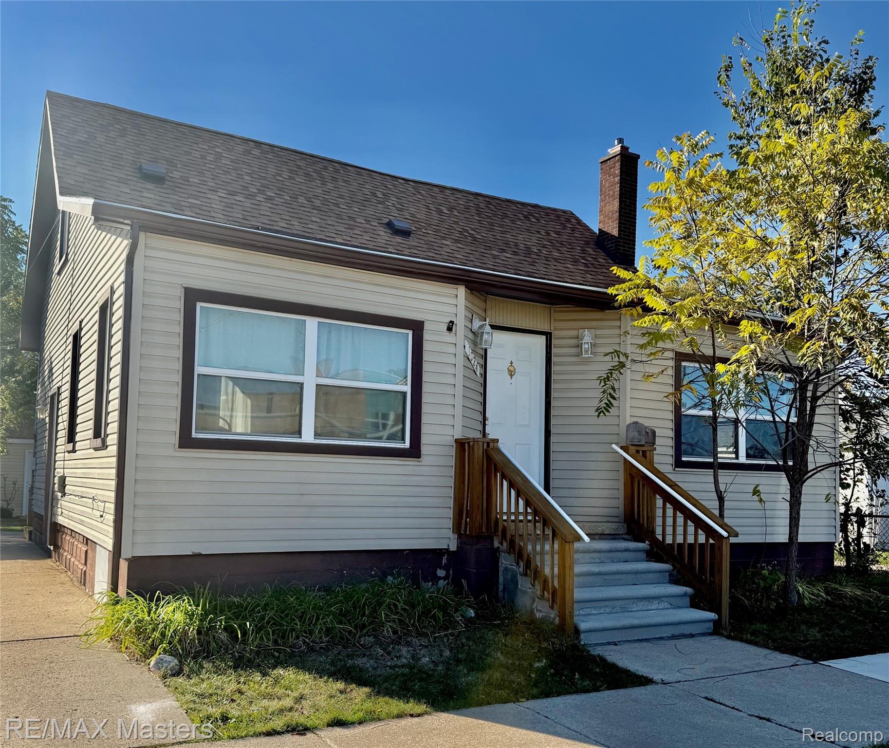 1024 Electric Street