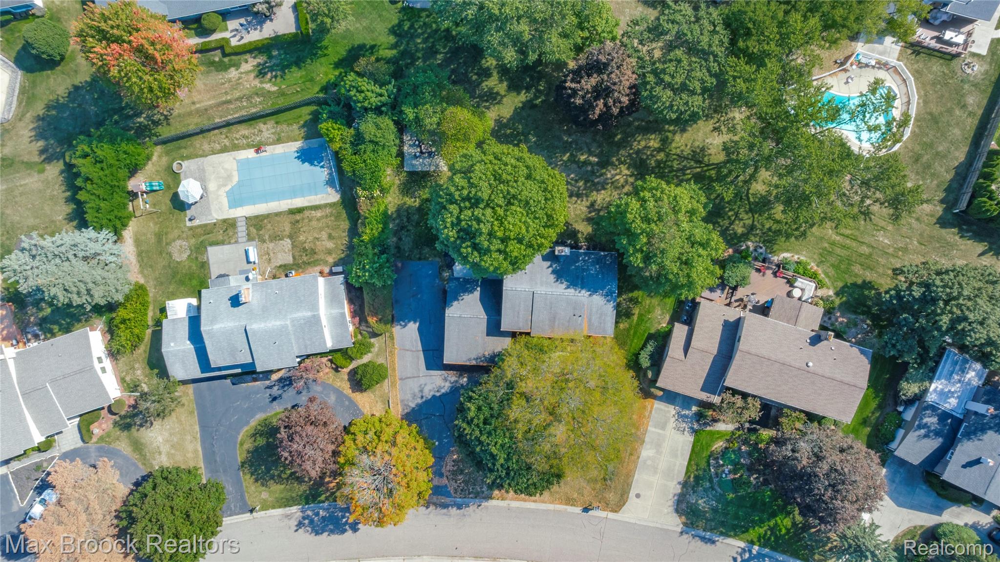 5597 Apple Ridge Trail