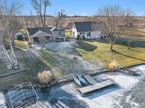 215 Somerset Drive Columbia Township MI 49230