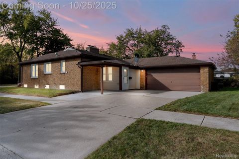 23902 Ann Arbor Trail Dearborn Heights City MI 48127