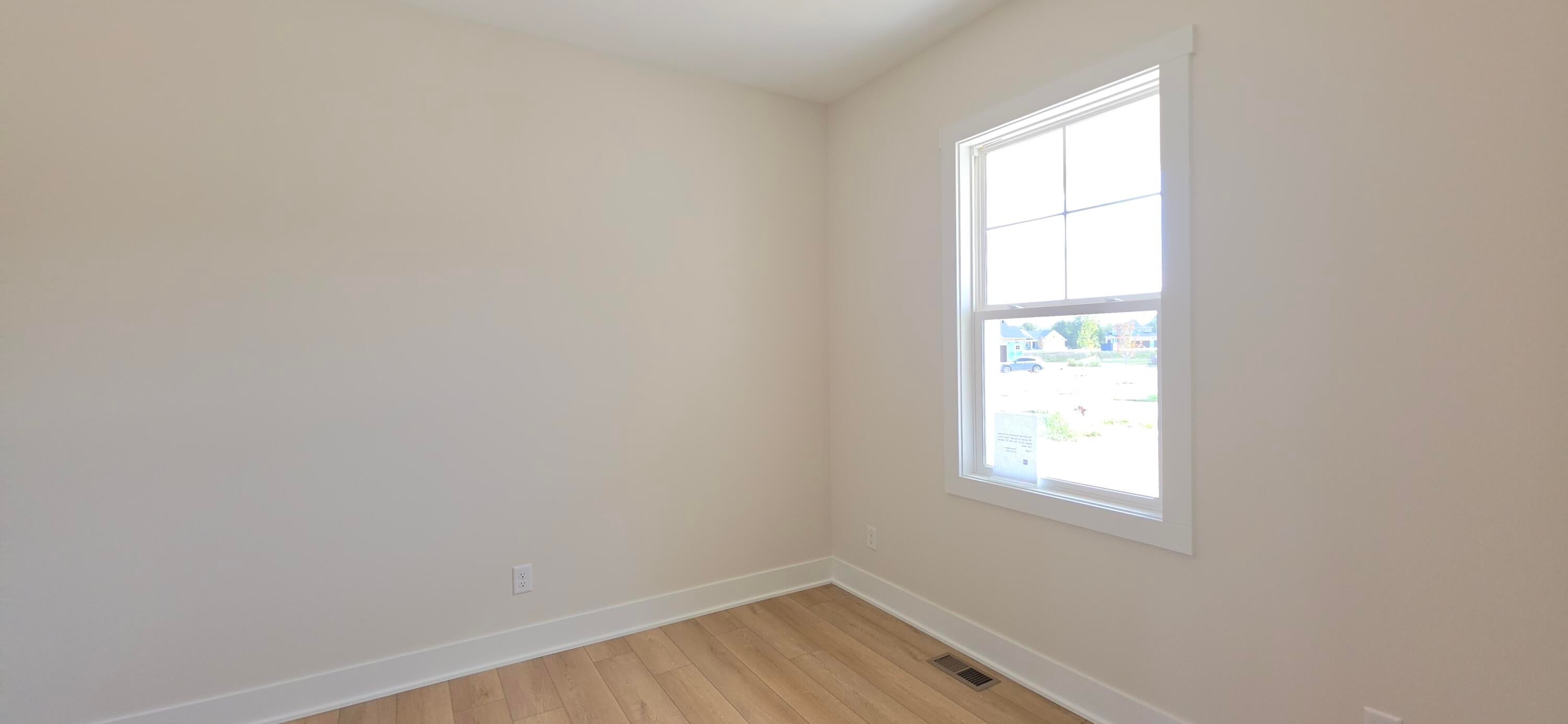 4833 Duttonvale Drive SE 2