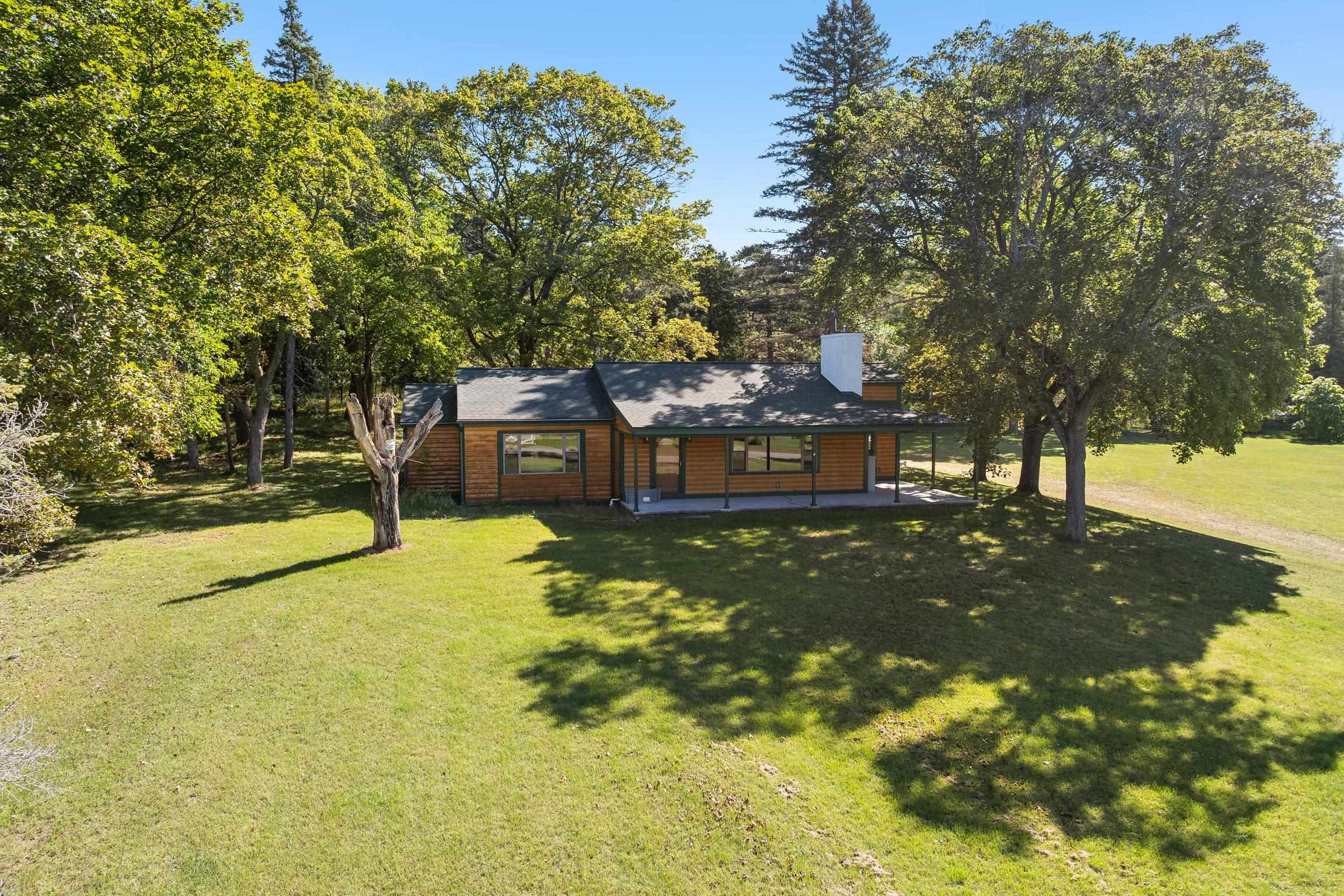 418 N Intermediate Lake Road