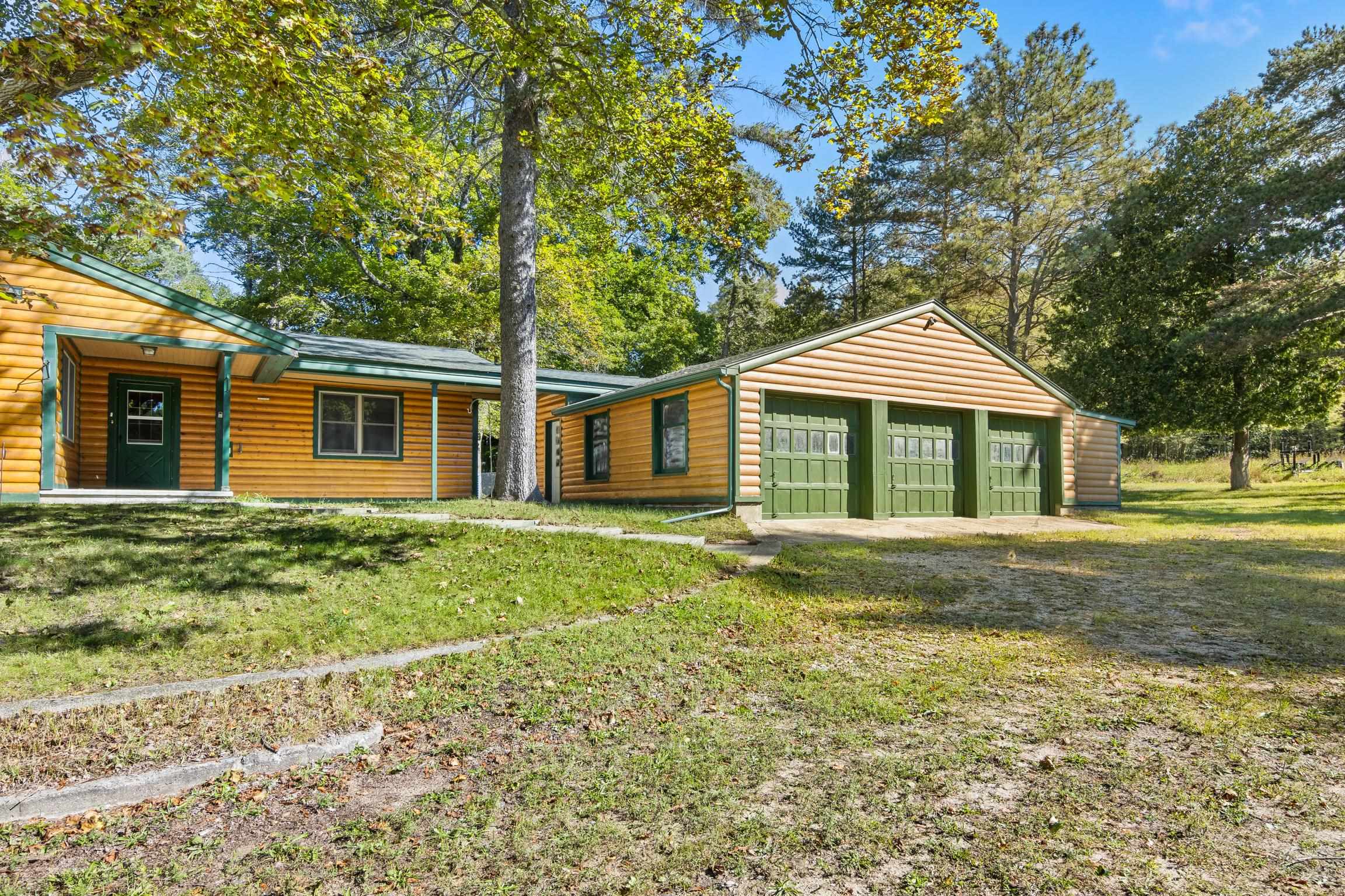 418 N Intermediate Lake Road