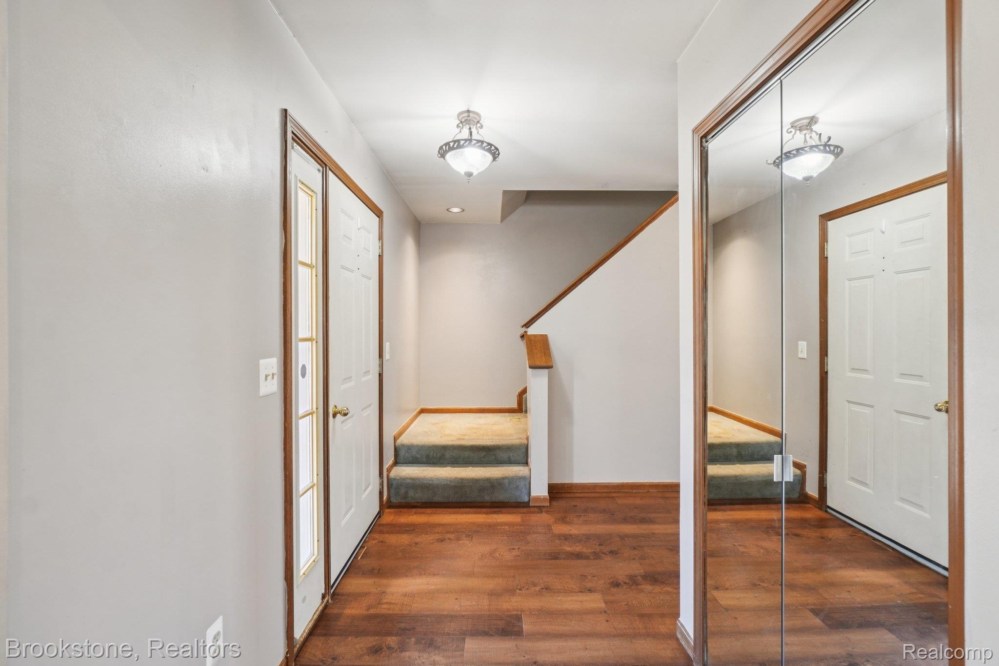 4207 Sunburst Avenue