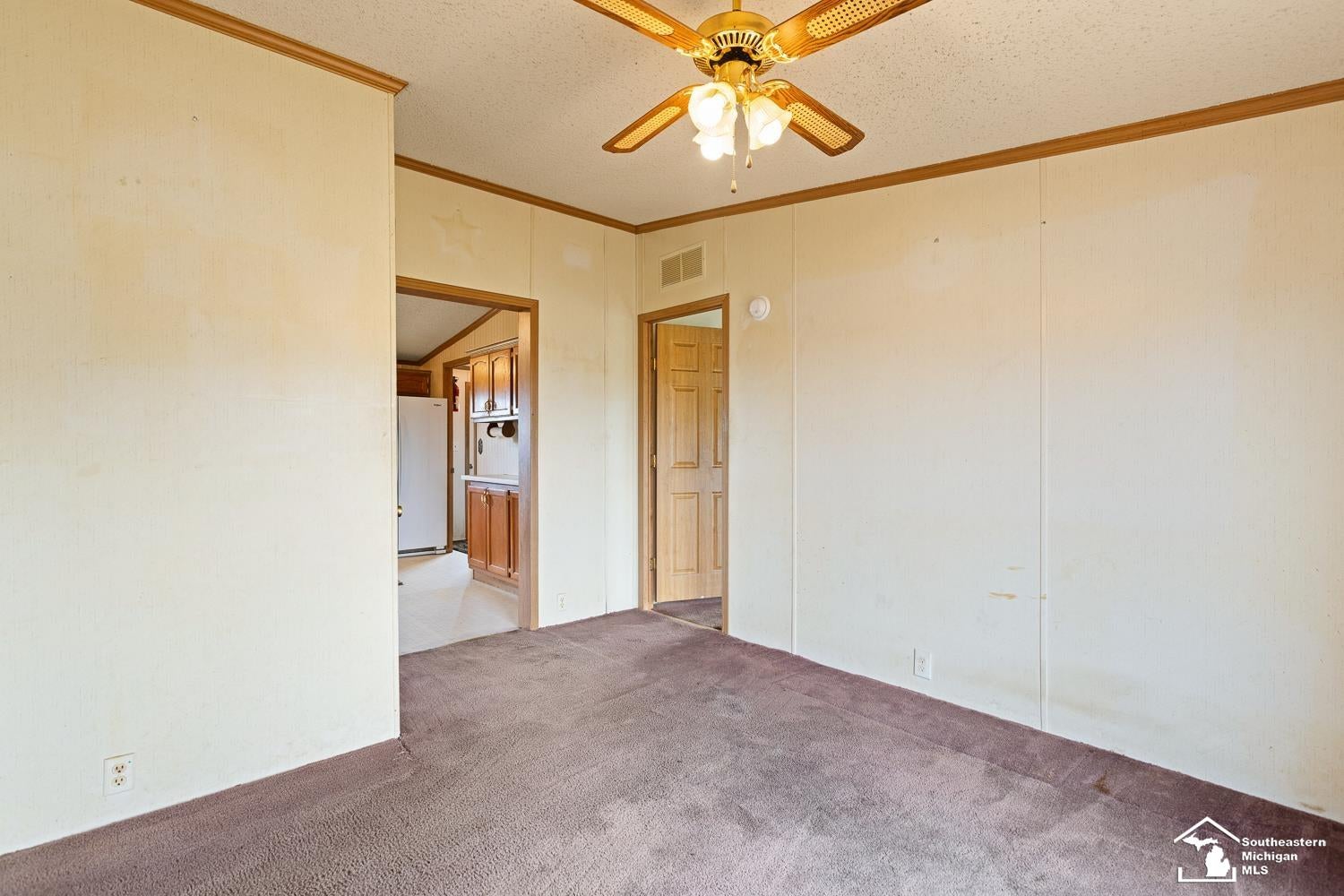 5445 Whaley Highway
