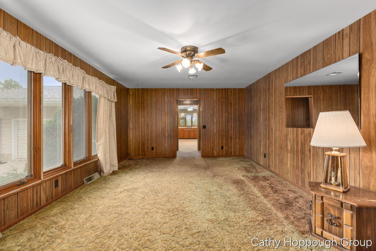 822 E Condensery Road