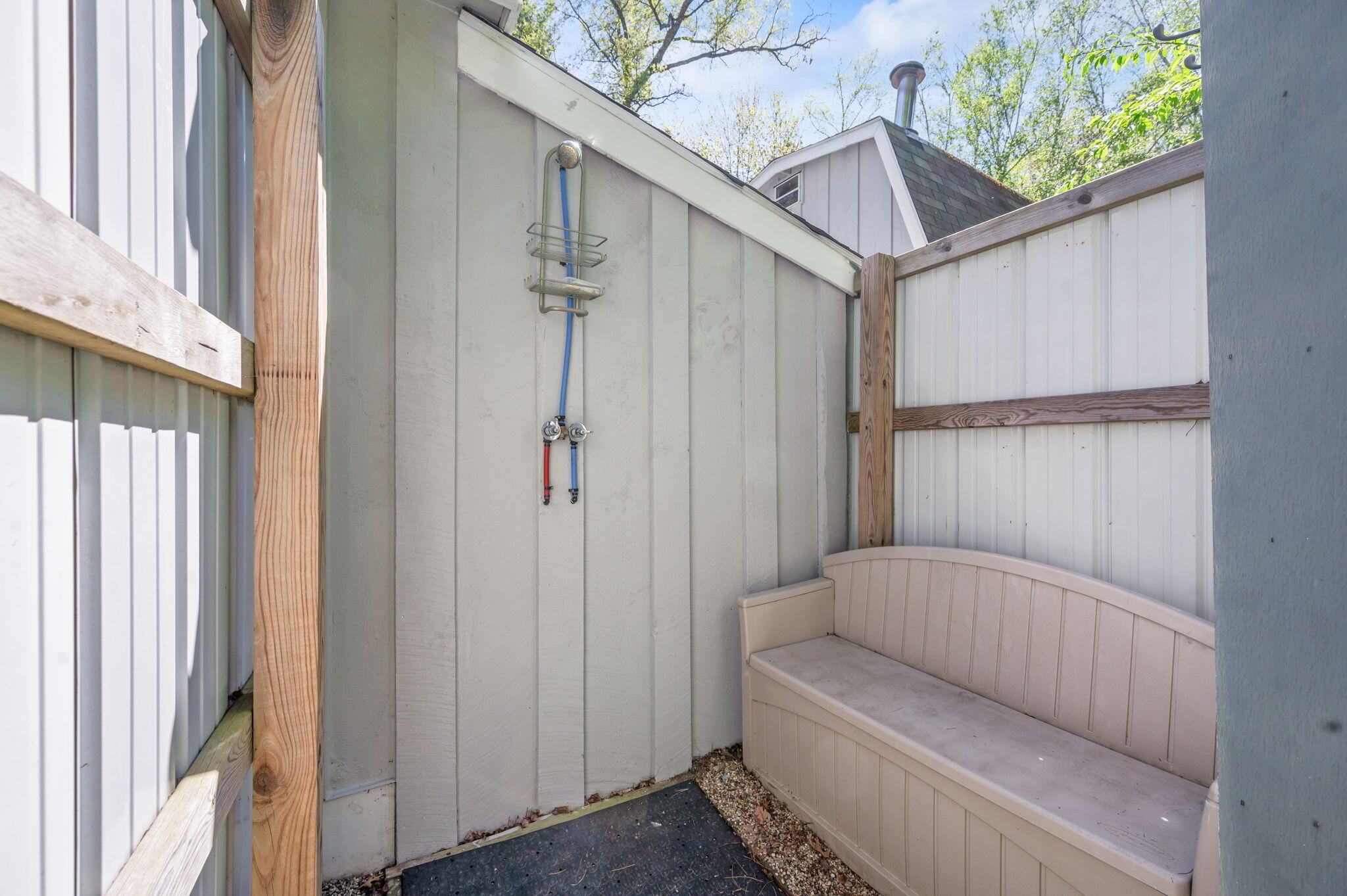 2850 W Winona Drive