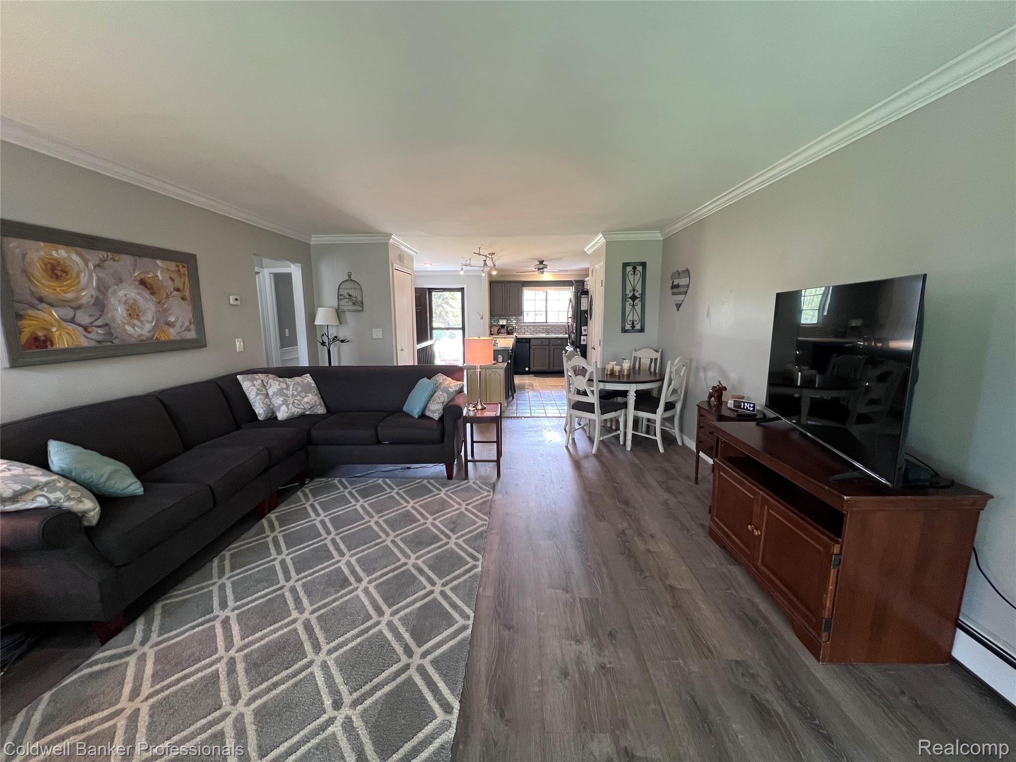 12485 Cambridge Boulevard 2