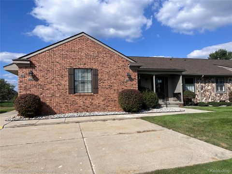 12485 Cambridge Boulevard 2 Green Oak Township MI 48178