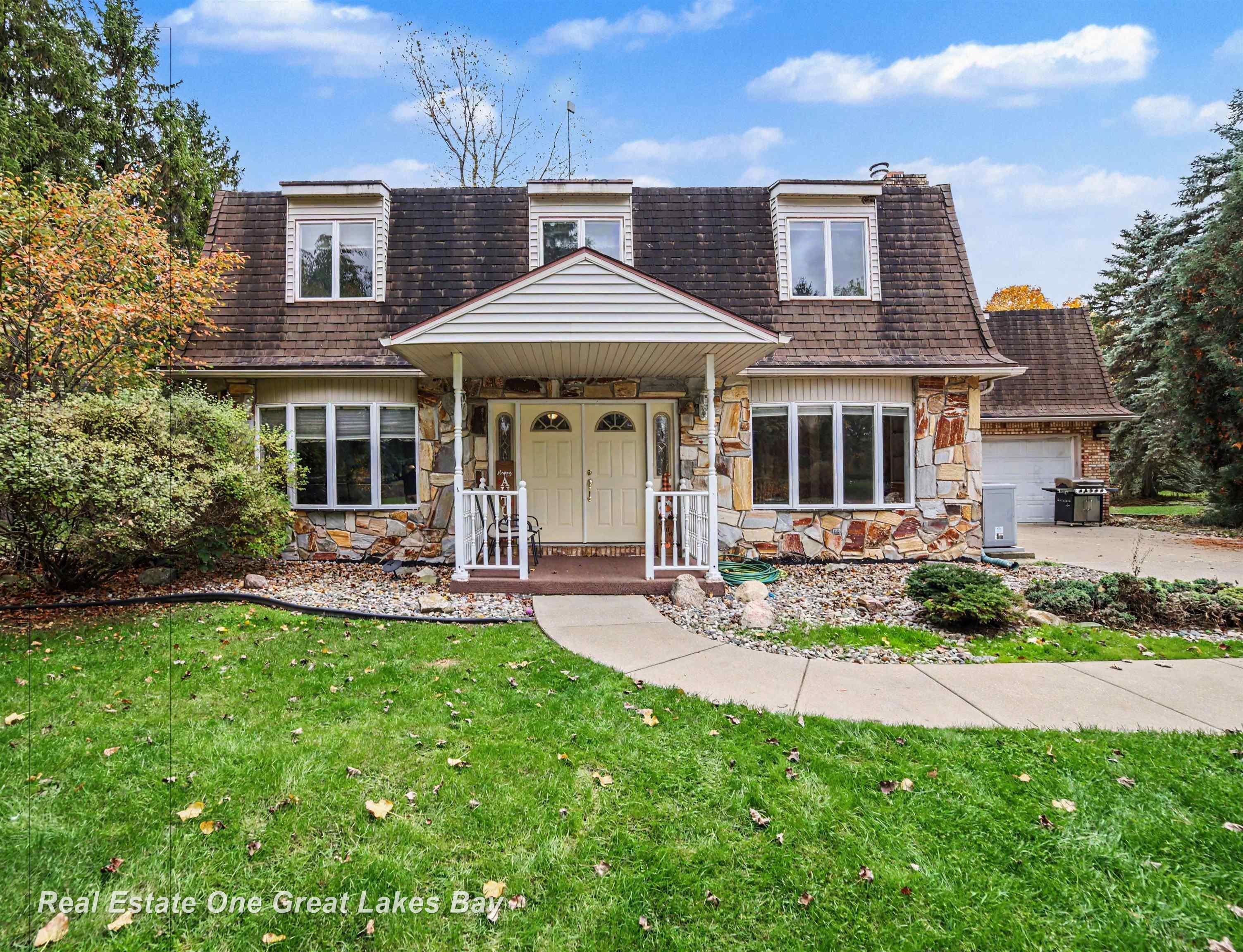 5775 N Graham Road