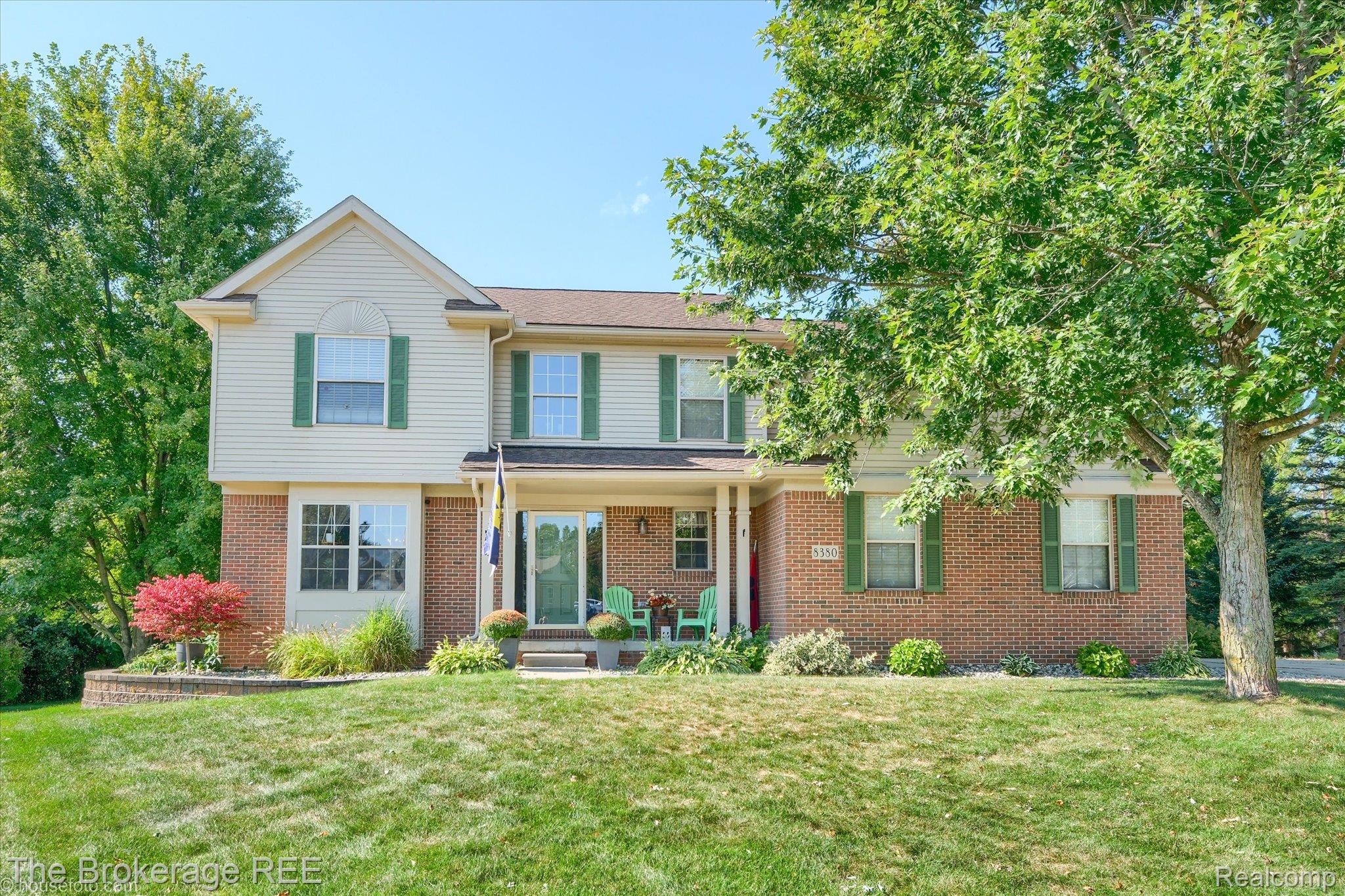 8380 Hunt Club Court