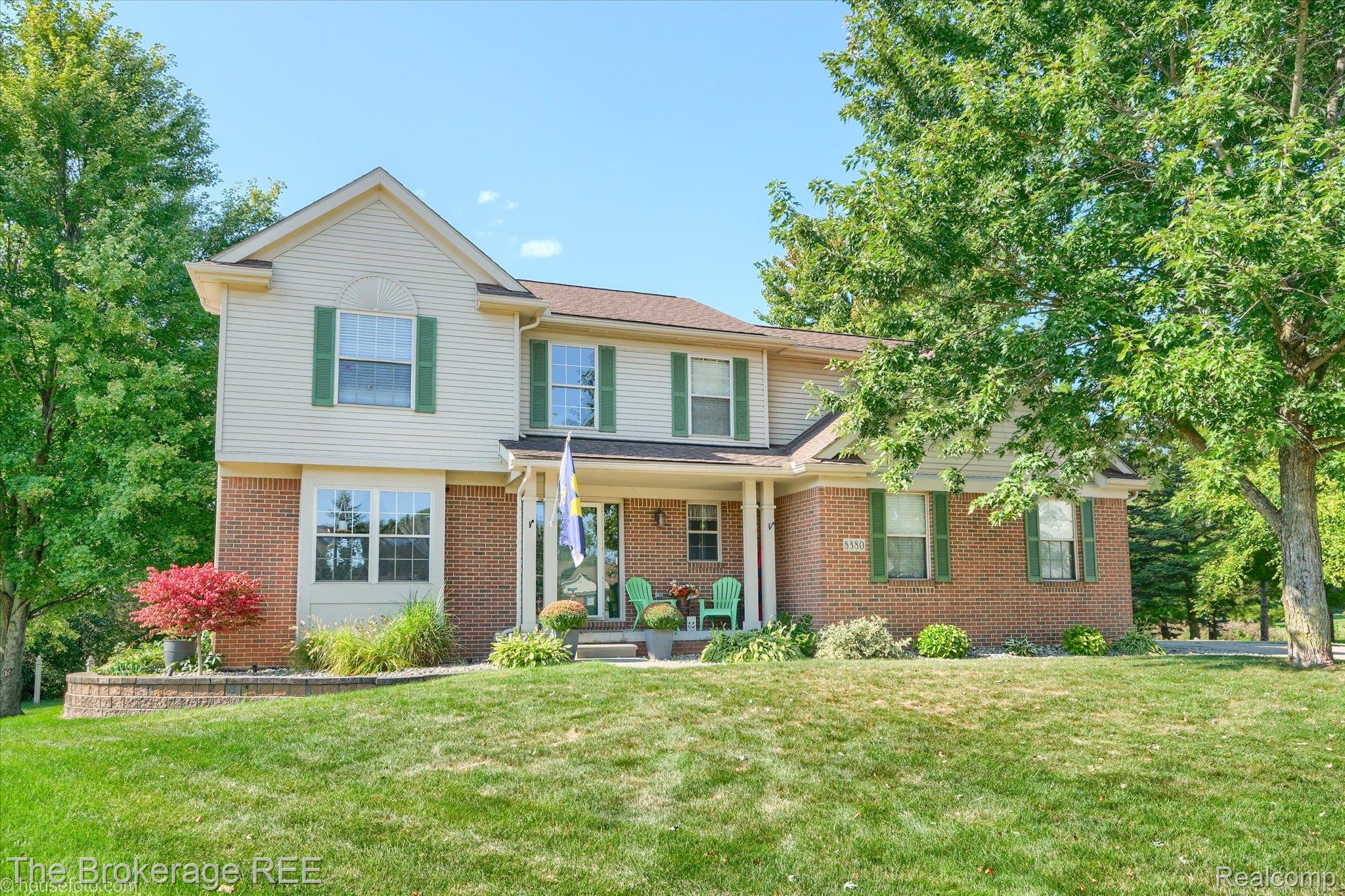 8380 Hunt Club Court