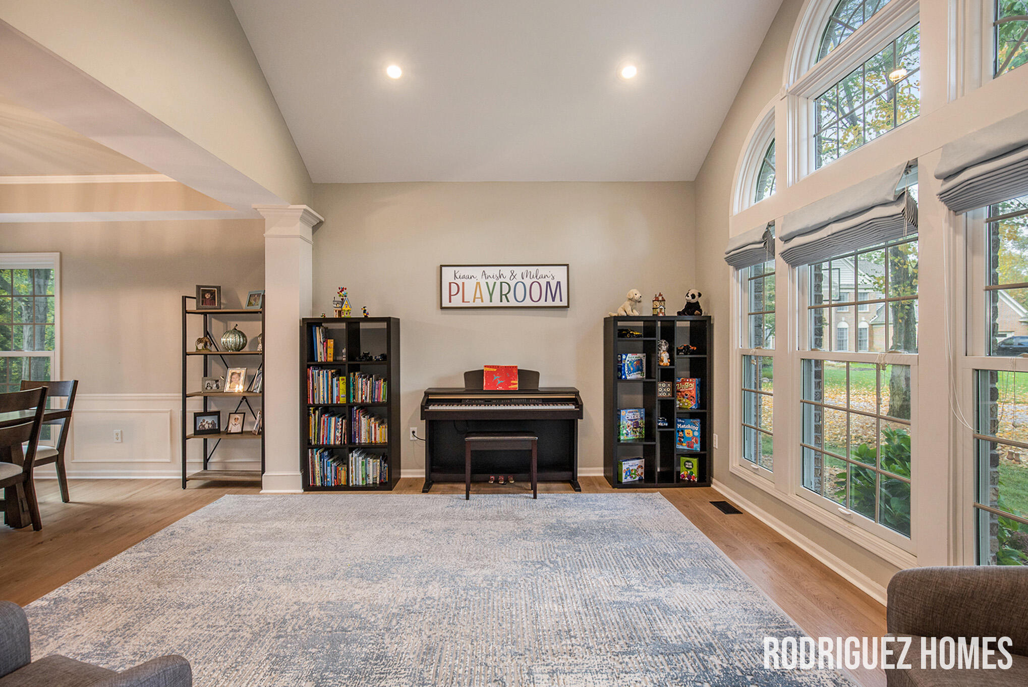 3890 Clearview Street NE