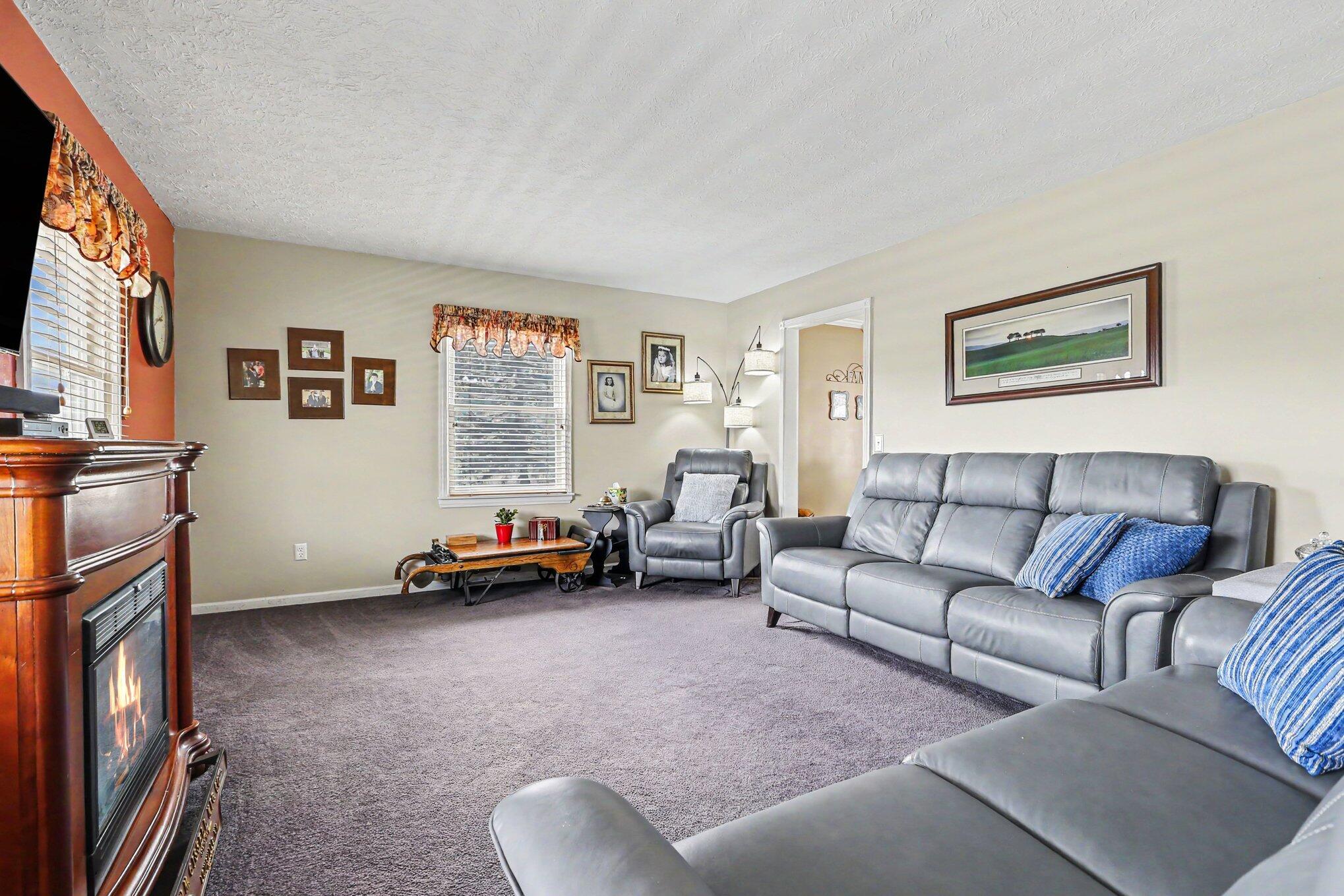 1273 Deer Run