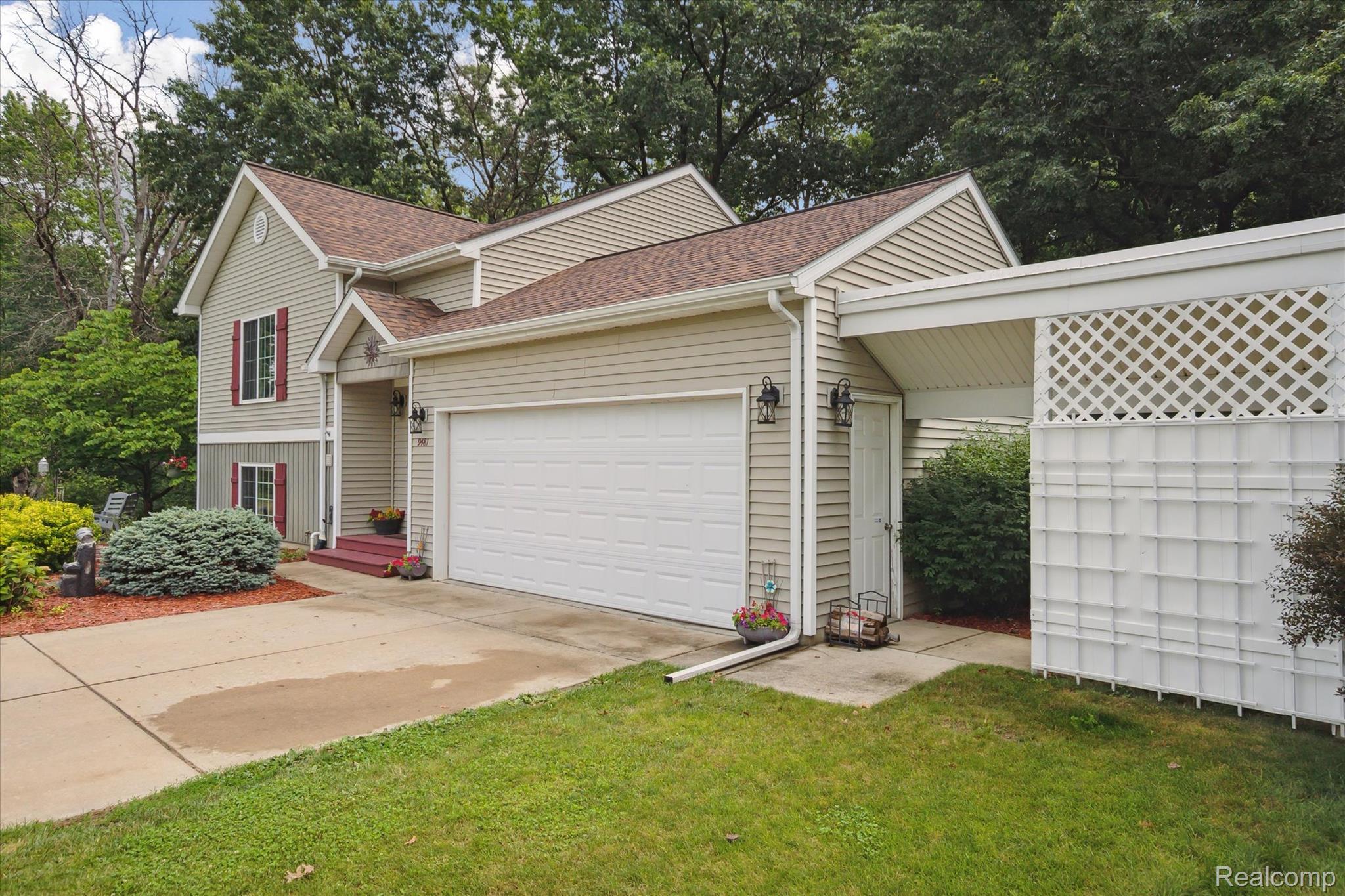 9481 Common Trail
