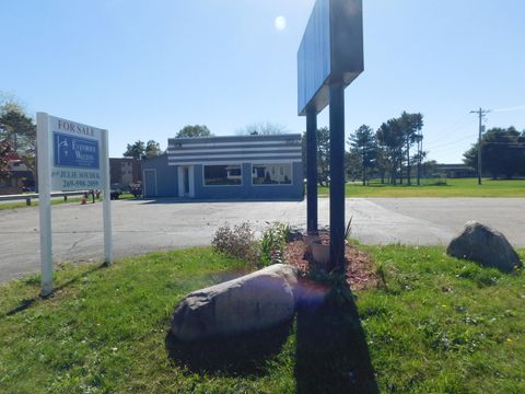 301 W Michigan Avenue Paw Paw Village MI 49079